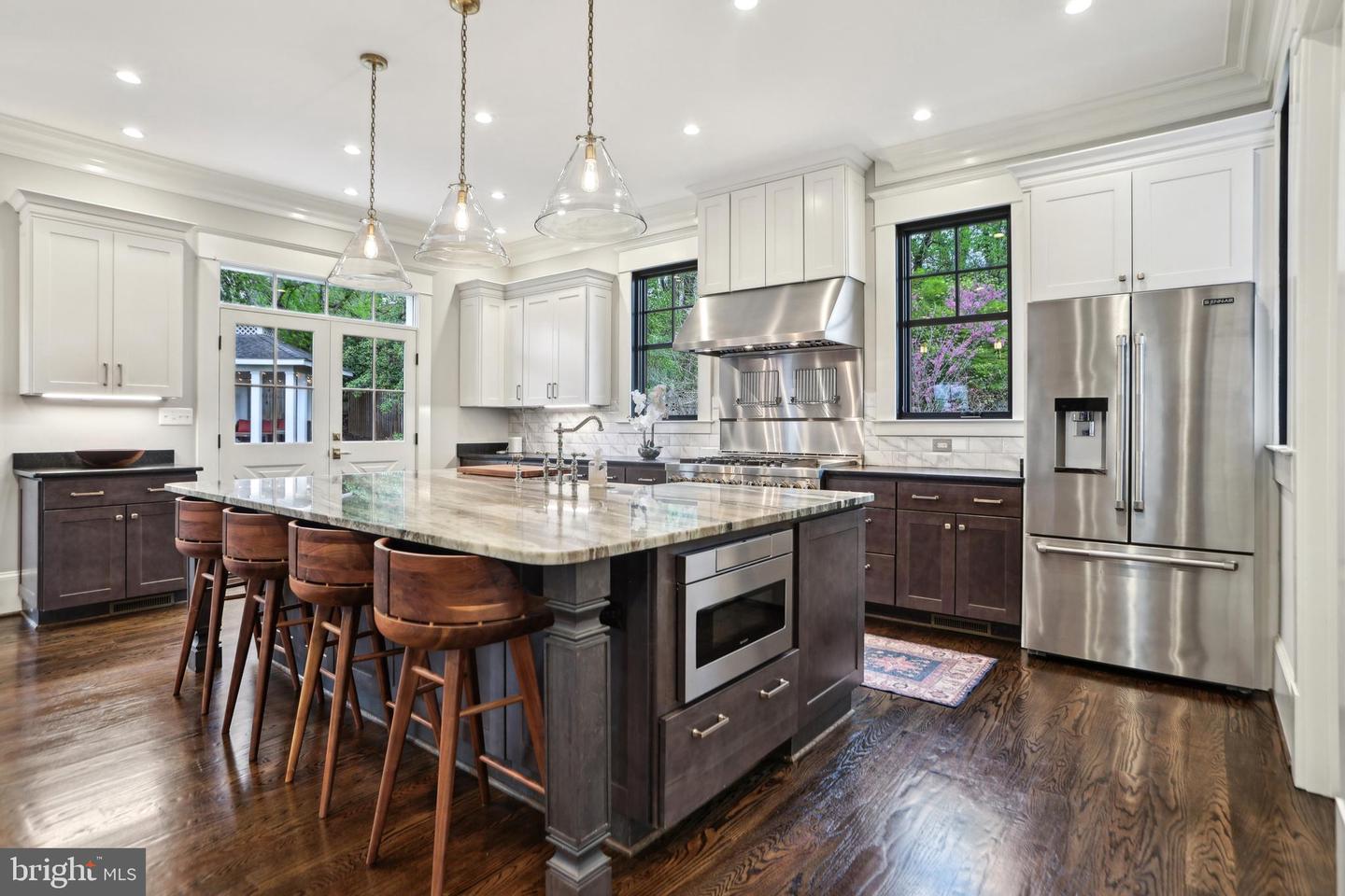 4777 33RD ST N, ARLINGTON, Virginia 22207, 5 Bedrooms Bedrooms, ,4 BathroomsBathrooms,Residential,For sale,4777 33RD ST N,VAAR2055770 MLS # VAAR2055770