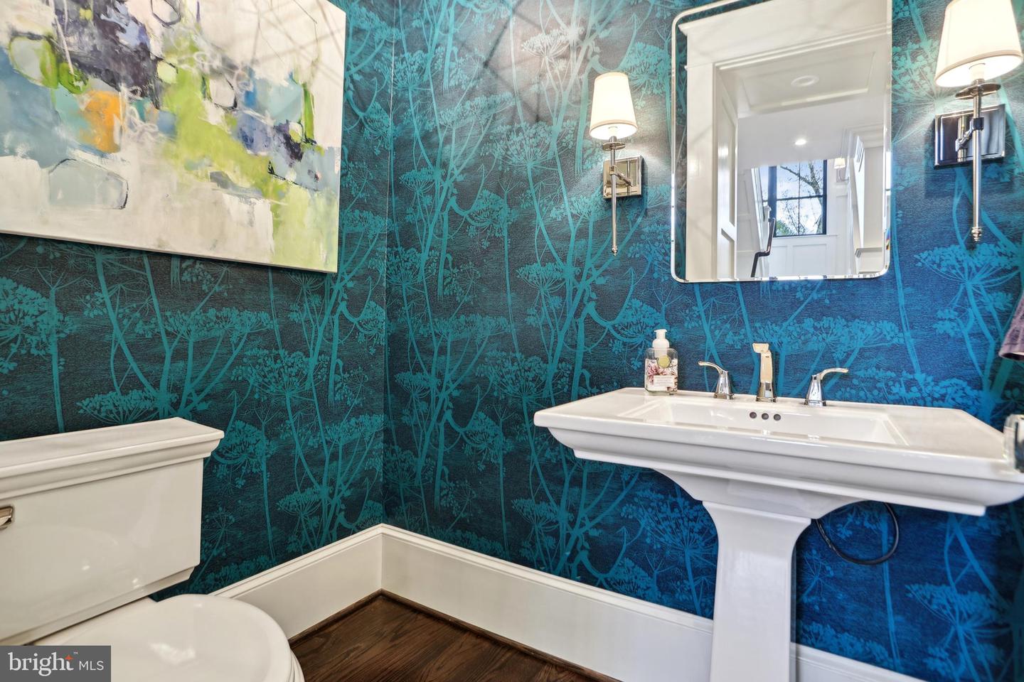 4777 33RD ST N, ARLINGTON, Virginia 22207, 5 Bedrooms Bedrooms, ,4 BathroomsBathrooms,Residential,For sale,4777 33RD ST N,VAAR2055770 MLS # VAAR2055770
