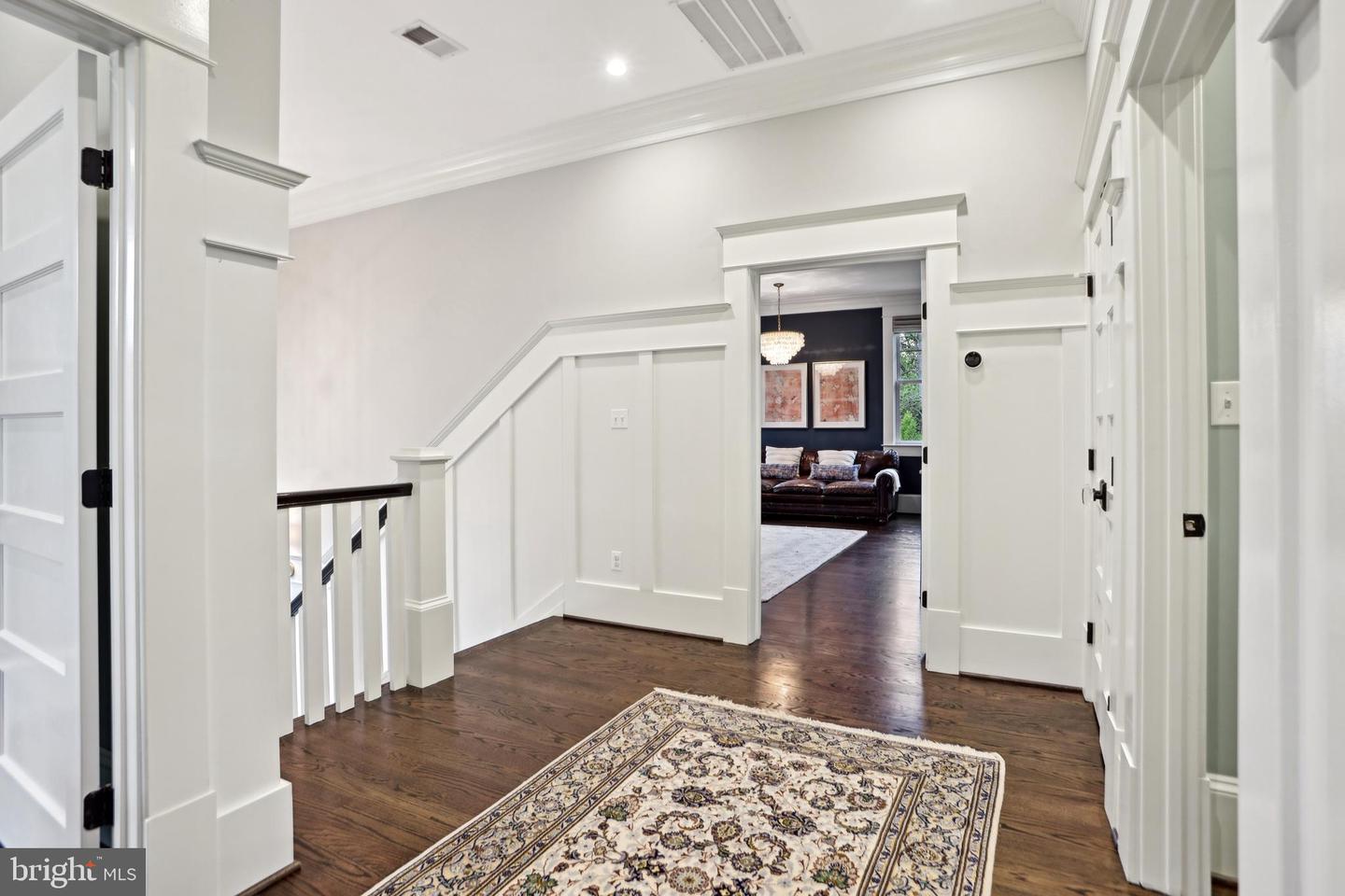 4777 33RD ST N, ARLINGTON, Virginia 22207, 5 Bedrooms Bedrooms, ,4 BathroomsBathrooms,Residential,For sale,4777 33RD ST N,VAAR2055770 MLS # VAAR2055770