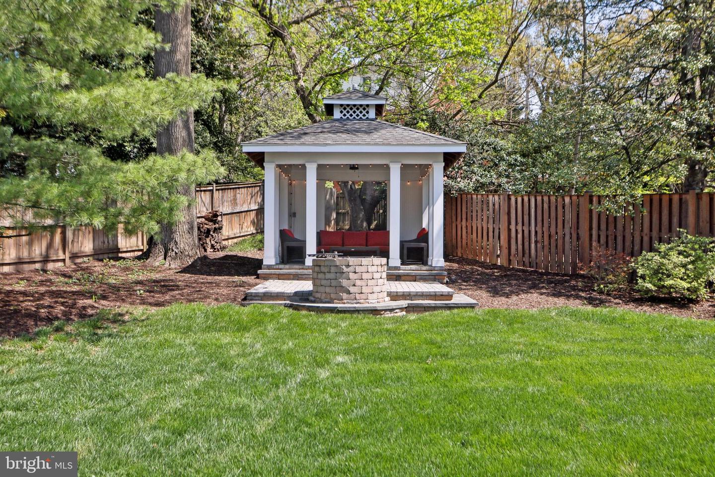 4777 33RD ST N, ARLINGTON, Virginia 22207, 5 Bedrooms Bedrooms, ,4 BathroomsBathrooms,Residential,For sale,4777 33RD ST N,VAAR2055770 MLS # VAAR2055770