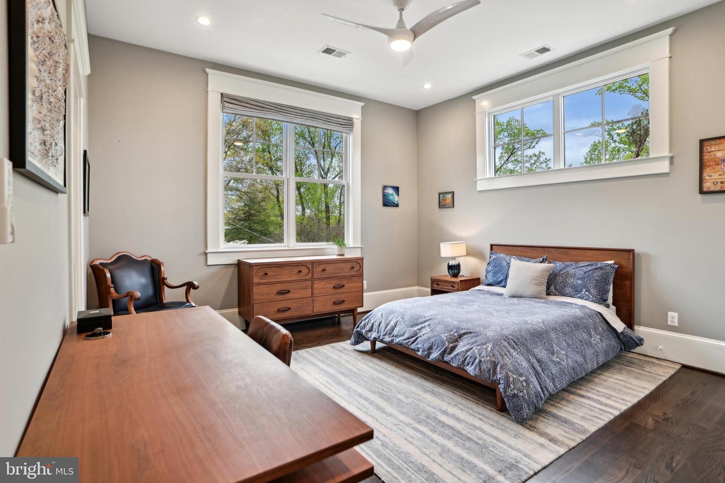 4777 33RD ST N, ARLINGTON, Virginia 22207, 5 Bedrooms Bedrooms, ,4 BathroomsBathrooms,Residential,For sale,4777 33RD ST N,VAAR2055770 MLS # VAAR2055770