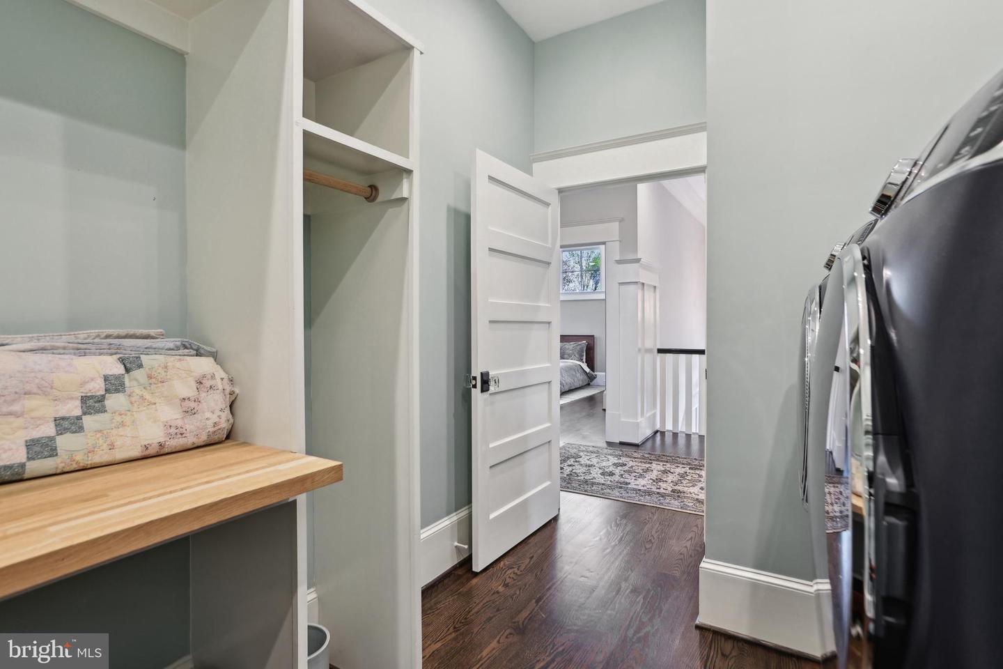 4777 33RD ST N, ARLINGTON, Virginia 22207, 5 Bedrooms Bedrooms, ,4 BathroomsBathrooms,Residential,For sale,4777 33RD ST N,VAAR2055770 MLS # VAAR2055770