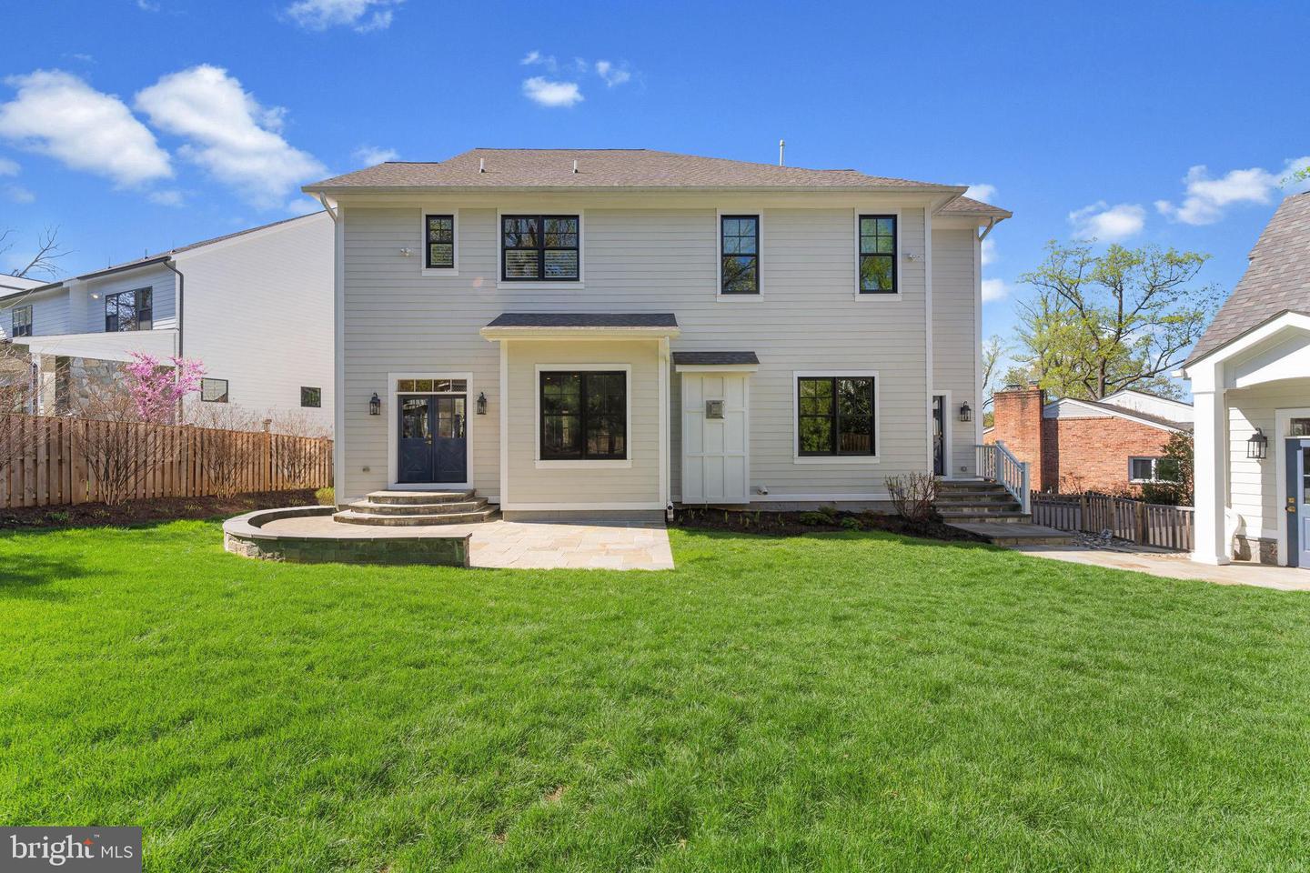 4777 33RD ST N, ARLINGTON, Virginia 22207, 5 Bedrooms Bedrooms, ,4 BathroomsBathrooms,Residential,For sale,4777 33RD ST N,VAAR2055770 MLS # VAAR2055770