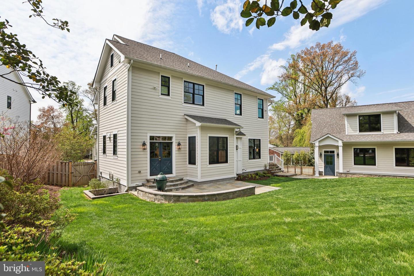4777 33RD ST N, ARLINGTON, Virginia 22207, 5 Bedrooms Bedrooms, ,4 BathroomsBathrooms,Residential,For sale,4777 33RD ST N,VAAR2055770 MLS # VAAR2055770
