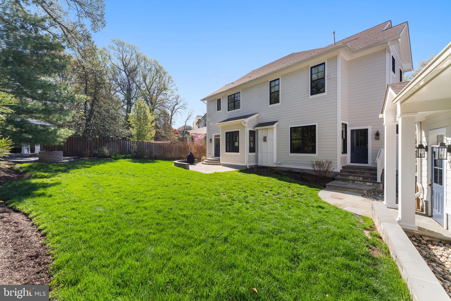 4777 33RD ST N, ARLINGTON, Virginia 22207, 5 Bedrooms Bedrooms, ,4 BathroomsBathrooms,Residential,For sale,4777 33RD ST N,VAAR2055770 MLS # VAAR2055770
