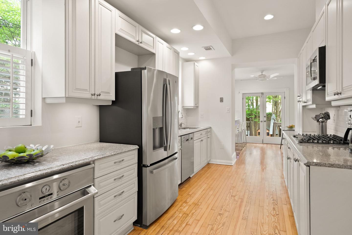 116 5TH ST SE, WASHINGTON, District Of Columbia 20003, 4 Bedrooms Bedrooms, ,3 BathroomsBathrooms,Residential,For sale,116 5TH ST SE,DCDC2194592 MLS # DCDC2194592