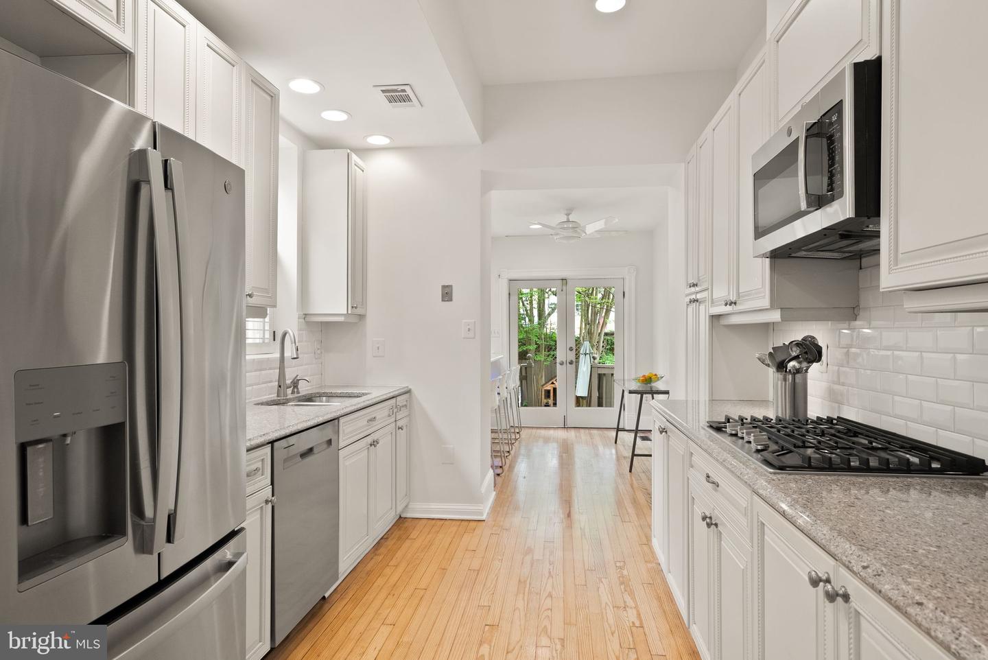 116 5TH ST SE, WASHINGTON, District Of Columbia 20003, 4 Bedrooms Bedrooms, ,3 BathroomsBathrooms,Residential,For sale,116 5TH ST SE,DCDC2194592 MLS # DCDC2194592