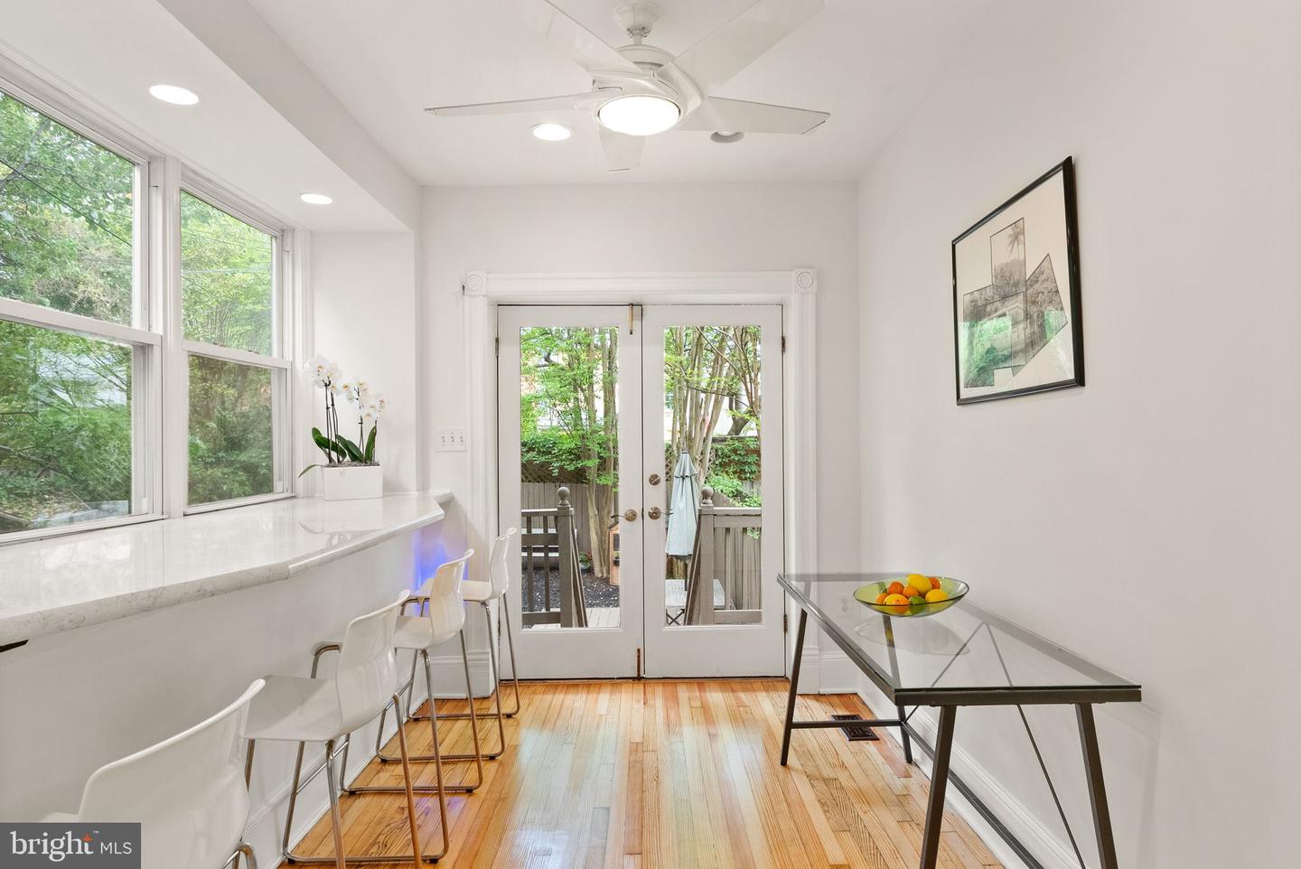 116 5TH ST SE, WASHINGTON, District Of Columbia 20003, 4 Bedrooms Bedrooms, ,3 BathroomsBathrooms,Residential,For sale,116 5TH ST SE,DCDC2194592 MLS # DCDC2194592