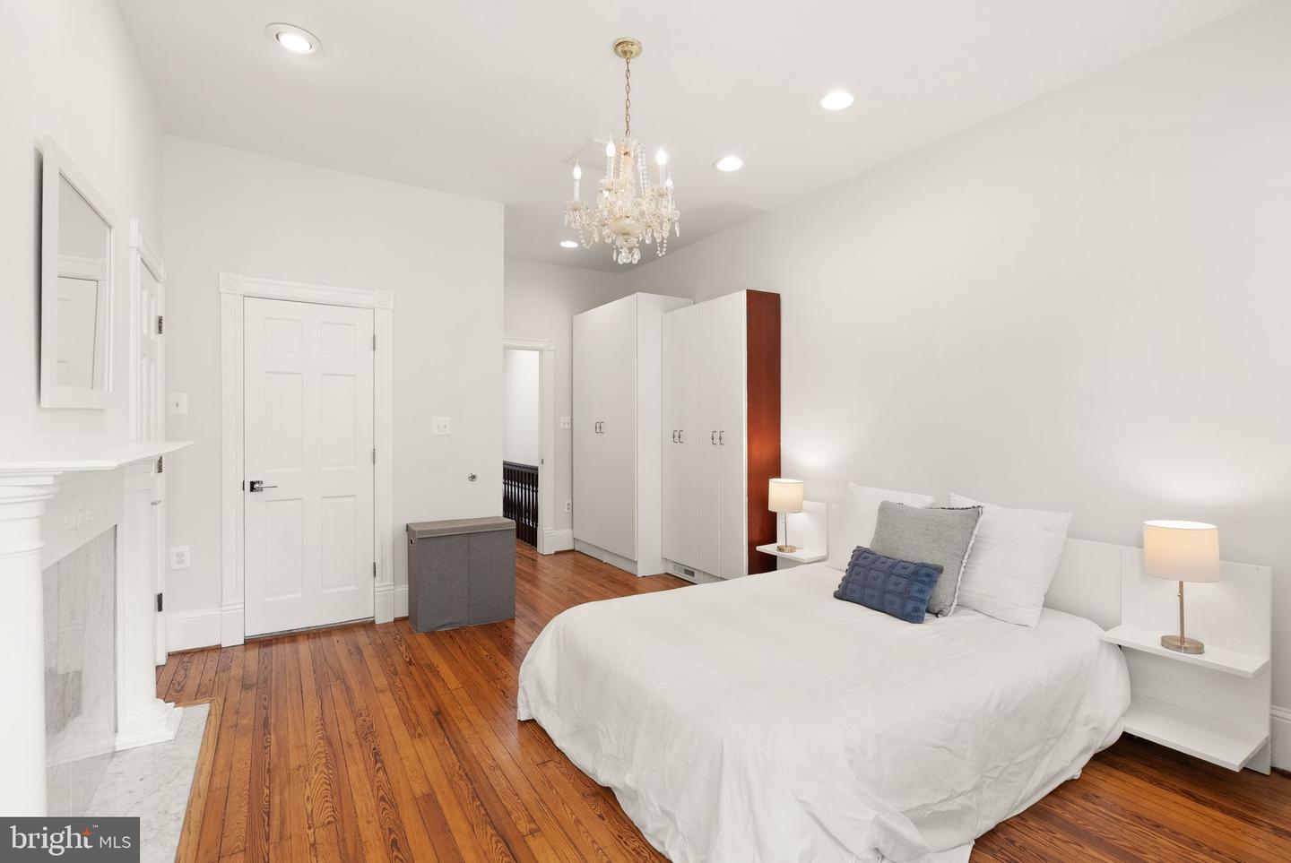 116 5TH ST SE, WASHINGTON, District Of Columbia 20003, 4 Bedrooms Bedrooms, ,3 BathroomsBathrooms,Residential,For sale,116 5TH ST SE,DCDC2194592 MLS # DCDC2194592