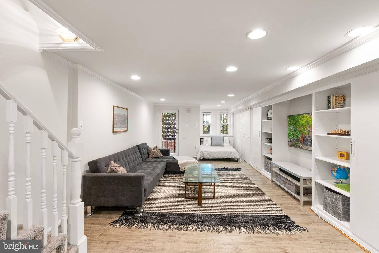 116 5TH ST SE, WASHINGTON, District Of Columbia 20003, 4 Bedrooms Bedrooms, ,3 BathroomsBathrooms,Residential,For sale,116 5TH ST SE,DCDC2194592 MLS # DCDC2194592