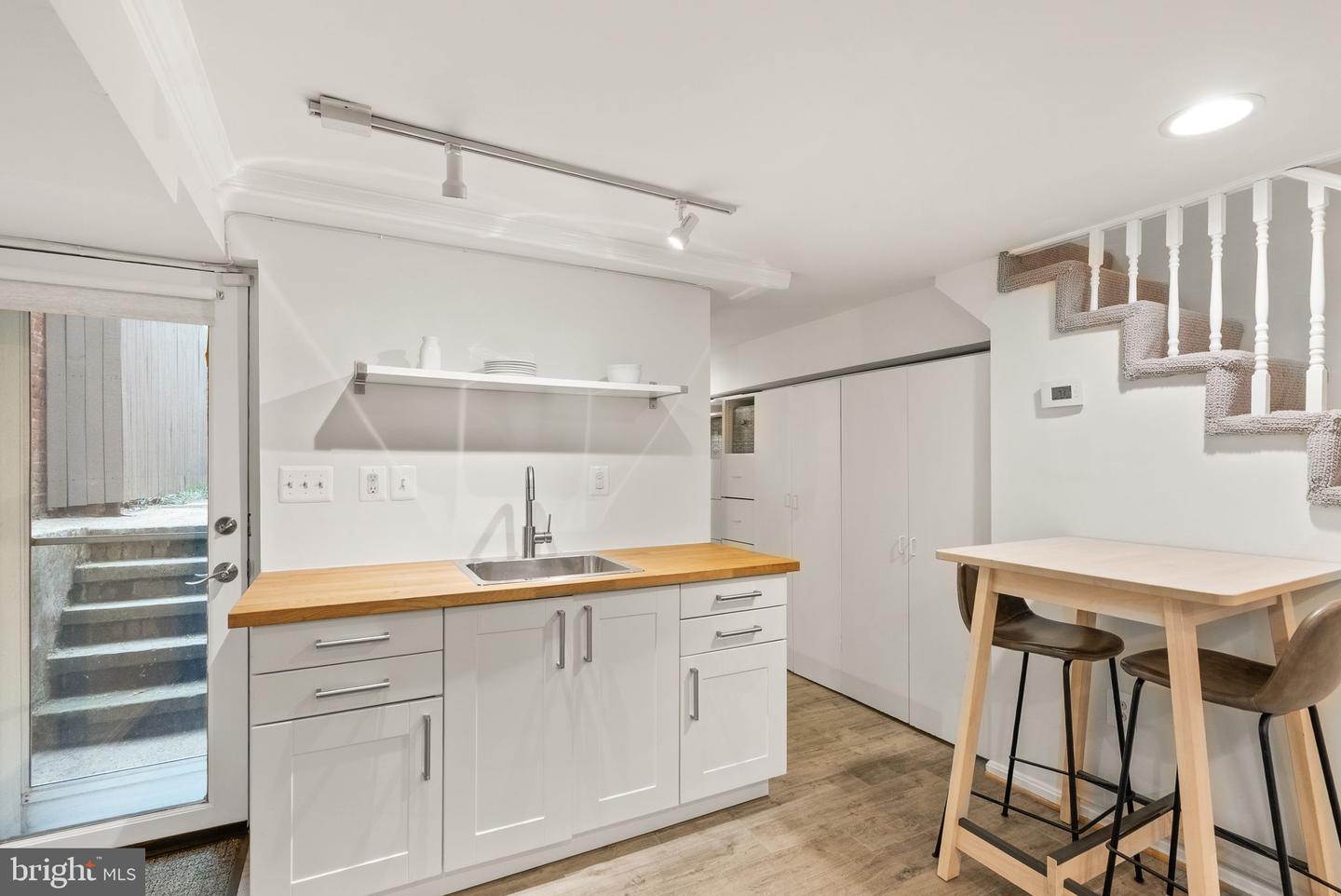116 5TH ST SE, WASHINGTON, District Of Columbia 20003, 4 Bedrooms Bedrooms, ,3 BathroomsBathrooms,Residential,For sale,116 5TH ST SE,DCDC2194592 MLS # DCDC2194592