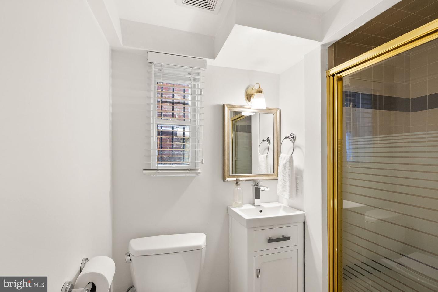 116 5TH ST SE, WASHINGTON, District Of Columbia 20003, 4 Bedrooms Bedrooms, ,3 BathroomsBathrooms,Residential,For sale,116 5TH ST SE,DCDC2194592 MLS # DCDC2194592