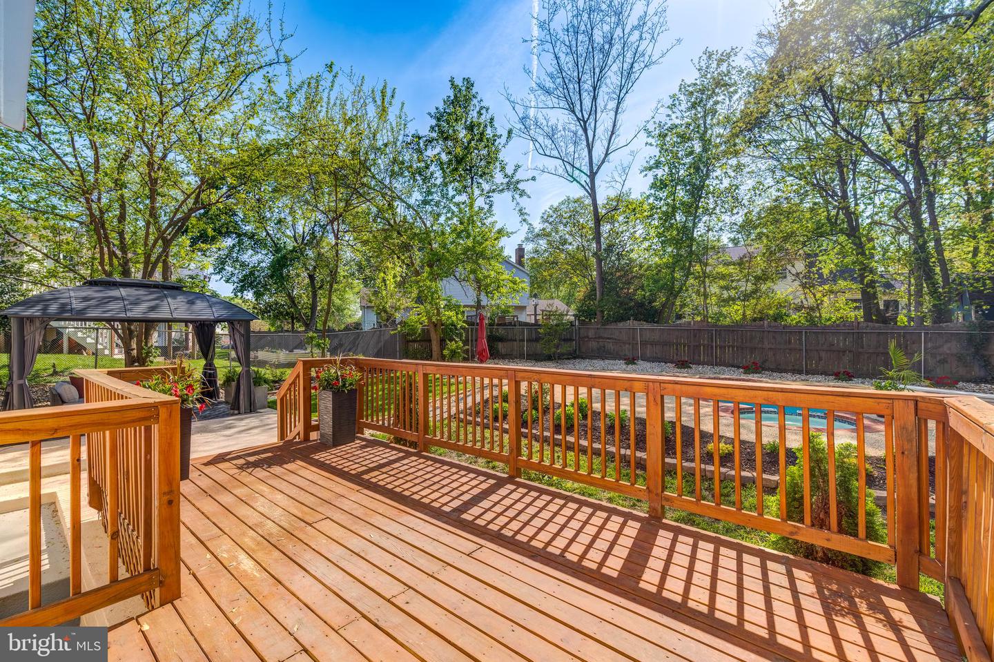 7752 LOWMOOR RD, SPRINGFIELD, Virginia 22153, 4 Bedrooms Bedrooms, ,3 BathroomsBathrooms,Residential,For sale,7752 LOWMOOR RD,VAFX2233042 MLS # VAFX2233042