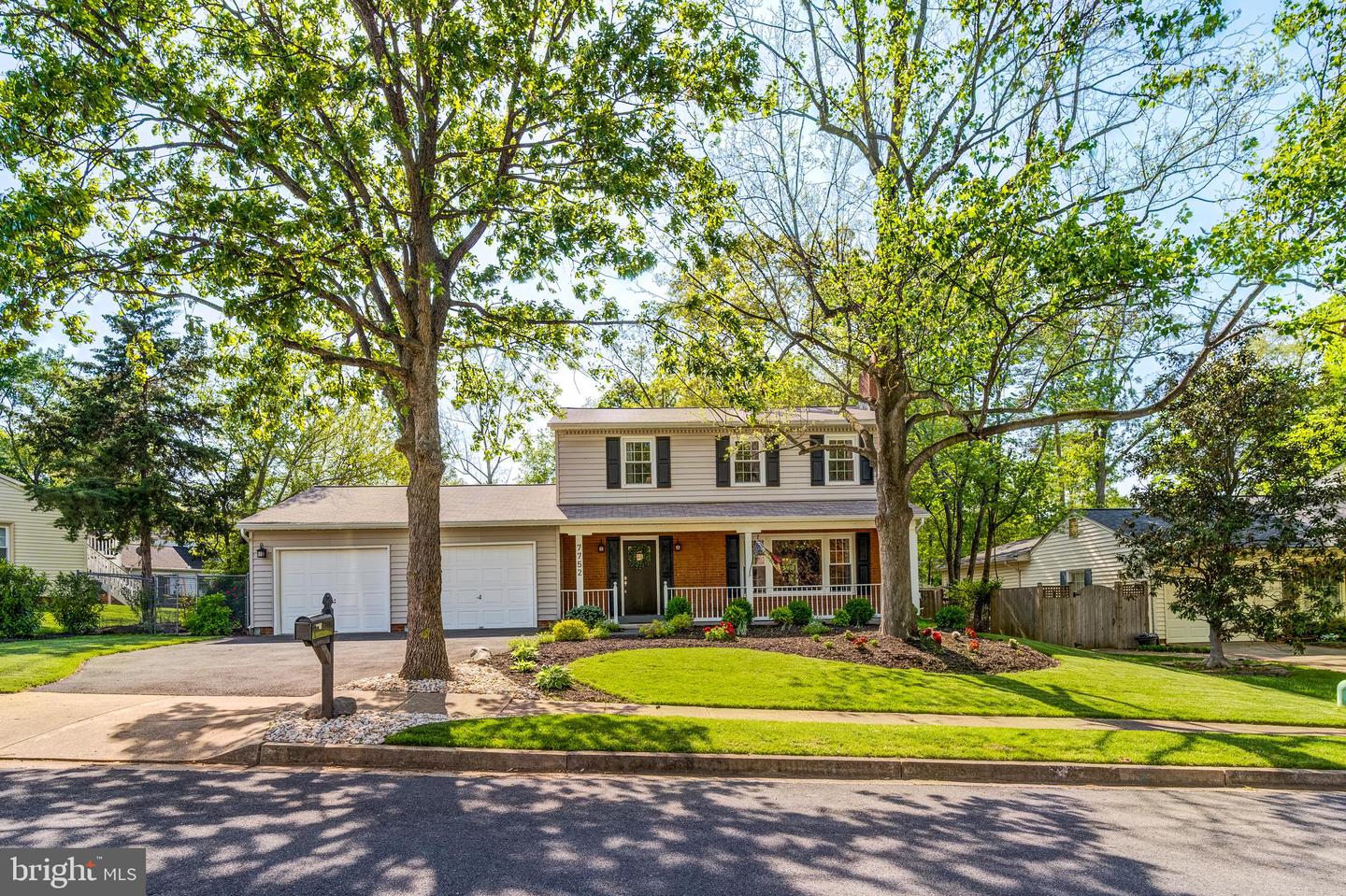 7752 LOWMOOR RD, SPRINGFIELD, Virginia 22153, 4 Bedrooms Bedrooms, ,3 BathroomsBathrooms,Residential,For sale,7752 LOWMOOR RD,VAFX2233042 MLS # VAFX2233042