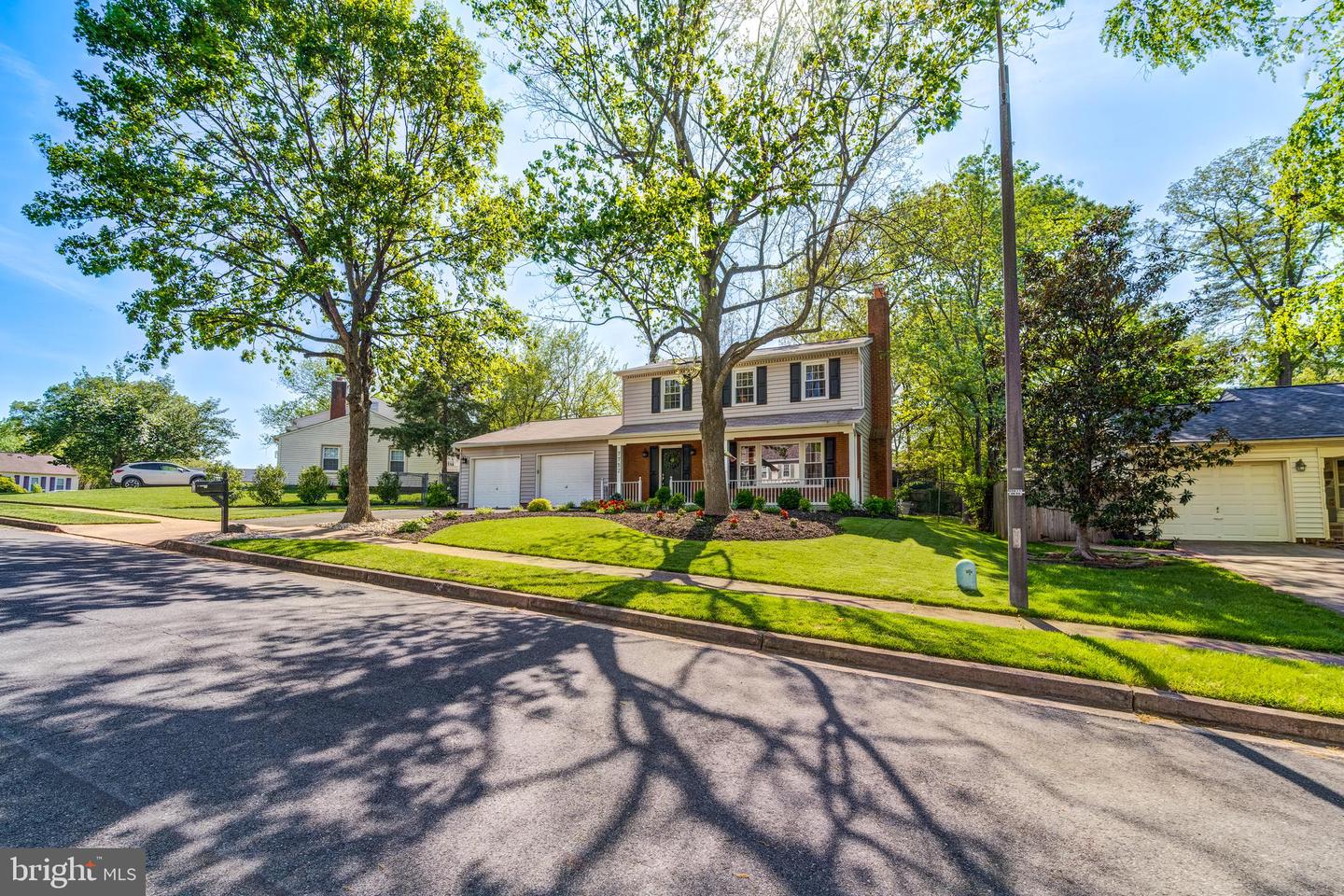 7752 LOWMOOR RD, SPRINGFIELD, Virginia 22153, 4 Bedrooms Bedrooms, ,3 BathroomsBathrooms,Residential,For sale,7752 LOWMOOR RD,VAFX2233042 MLS # VAFX2233042