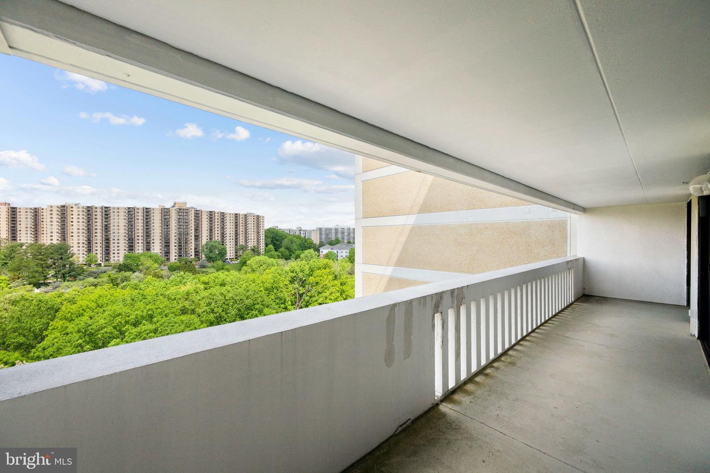 6101 EDSALL RD #1408, ALEXANDRIA, Virginia 22304, 2 Bedrooms Bedrooms, ,2 BathroomsBathrooms,Residential,For sale,6101 EDSALL RD #1408,VAAX2043908 MLS # VAAX2043908