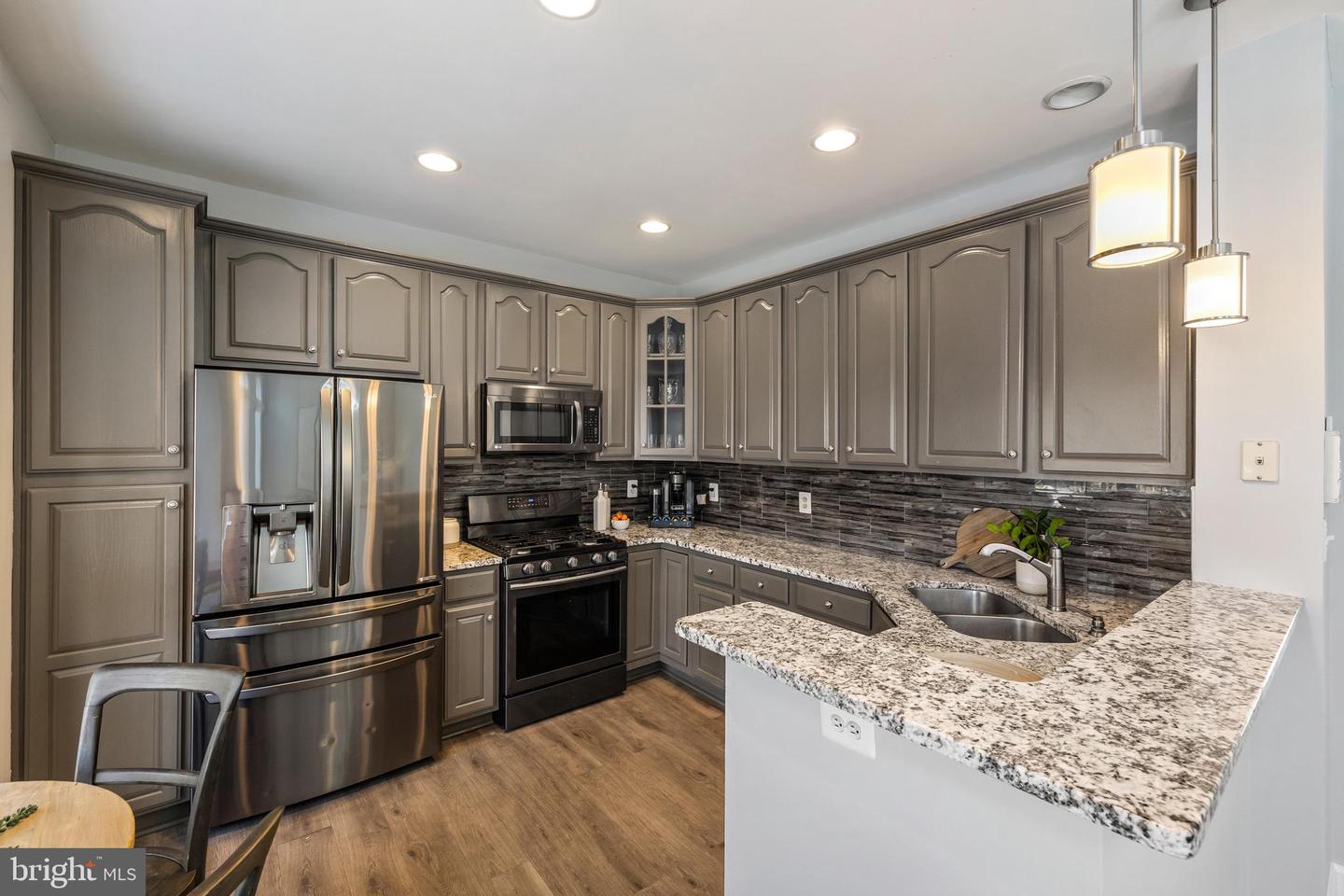 2517 HUNTON PL, ALEXANDRIA, Virginia 22311, 3 Bedrooms Bedrooms, ,2 BathroomsBathrooms,Residential,For sale,2517 HUNTON PL,VAAX2043912 MLS # VAAX2043912