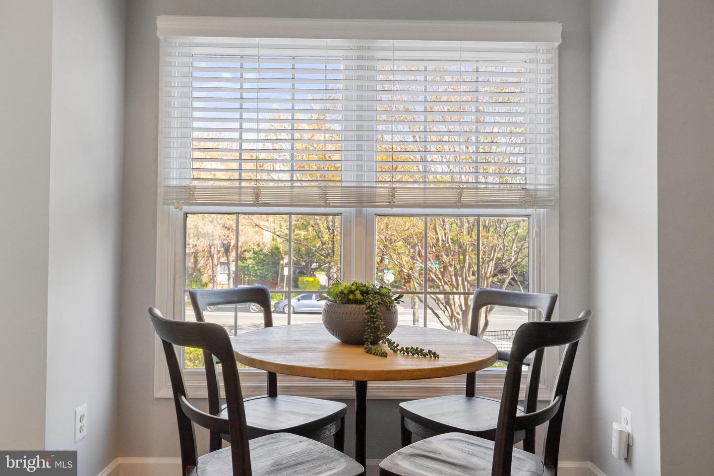 2517 HUNTON PL, ALEXANDRIA, Virginia 22311, 3 Bedrooms Bedrooms, ,2 BathroomsBathrooms,Residential,For sale,2517 HUNTON PL,VAAX2043912 MLS # VAAX2043912