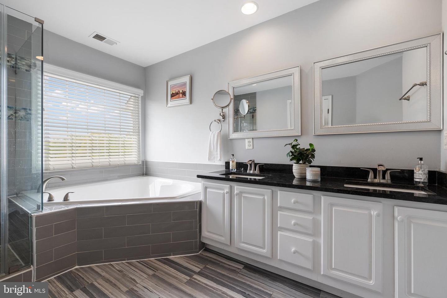 2517 HUNTON PL, ALEXANDRIA, Virginia 22311, 3 Bedrooms Bedrooms, ,2 BathroomsBathrooms,Residential,For sale,2517 HUNTON PL,VAAX2043912 MLS # VAAX2043912