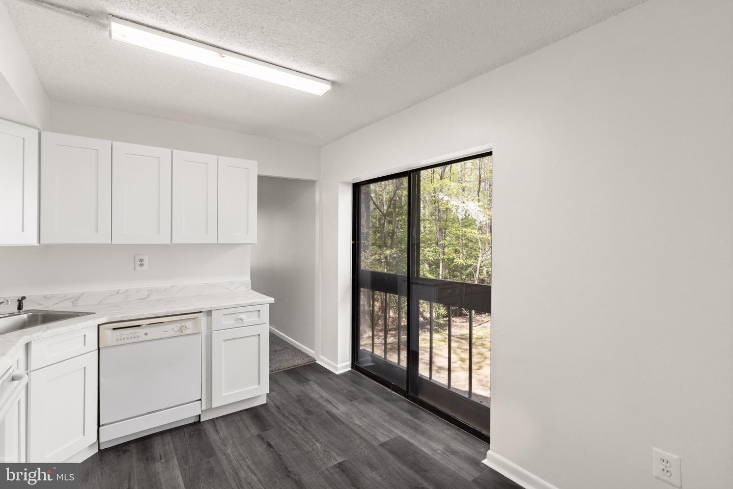 11739 LEDURA CT #108, RESTON, Virginia 20191, 3 Bedrooms Bedrooms, ,2 BathroomsBathrooms,Residential,For sale,11739 LEDURA CT #108,VAFX2233124 MLS # VAFX2233124