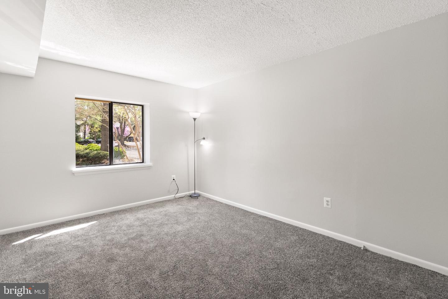 11739 LEDURA CT #108, RESTON, Virginia 20191, 3 Bedrooms Bedrooms, ,2 BathroomsBathrooms,Residential,For sale,11739 LEDURA CT #108,VAFX2233124 MLS # VAFX2233124