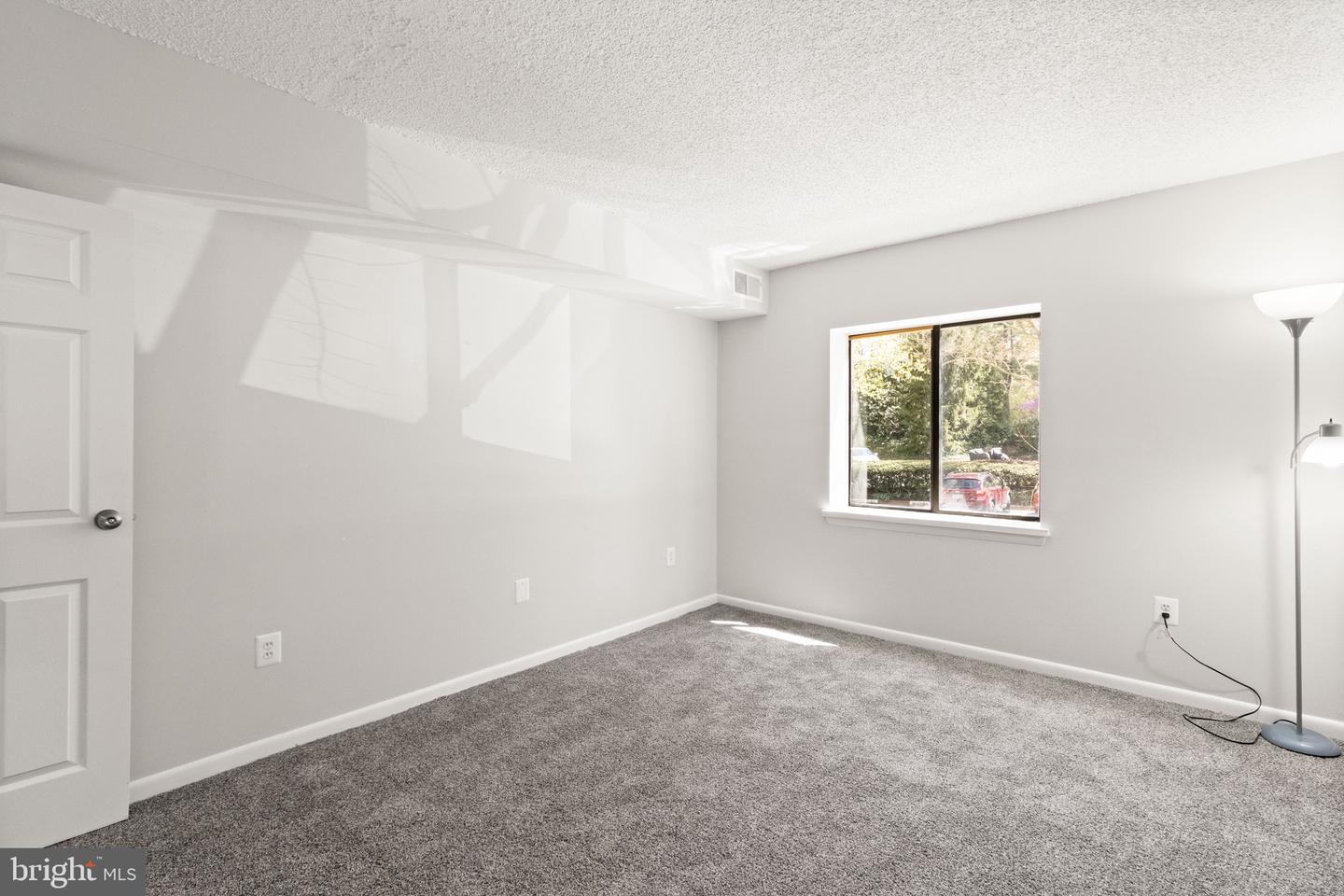 11739 LEDURA CT #108, RESTON, Virginia 20191, 3 Bedrooms Bedrooms, ,2 BathroomsBathrooms,Residential,For sale,11739 LEDURA CT #108,VAFX2233124 MLS # VAFX2233124