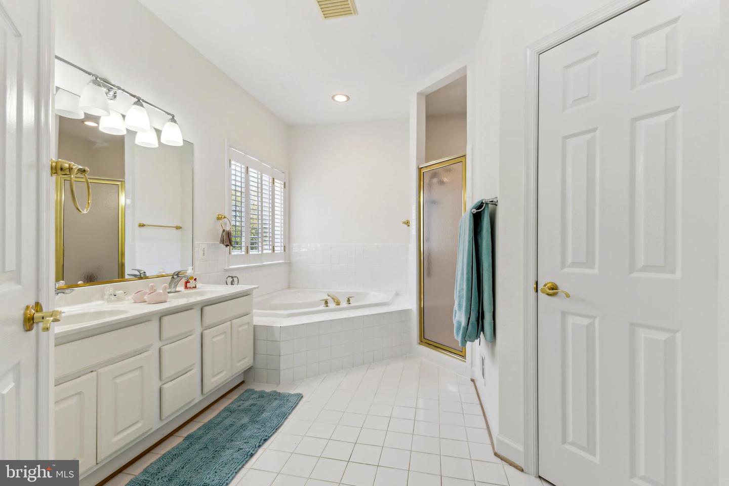 7587 MYERS CT, WARRENTON, Virginia 20187, 3 Bedrooms Bedrooms, ,2 BathroomsBathrooms,Residential,For sale,7587 MYERS CT,VAFQ2016190 MLS # VAFQ2016190