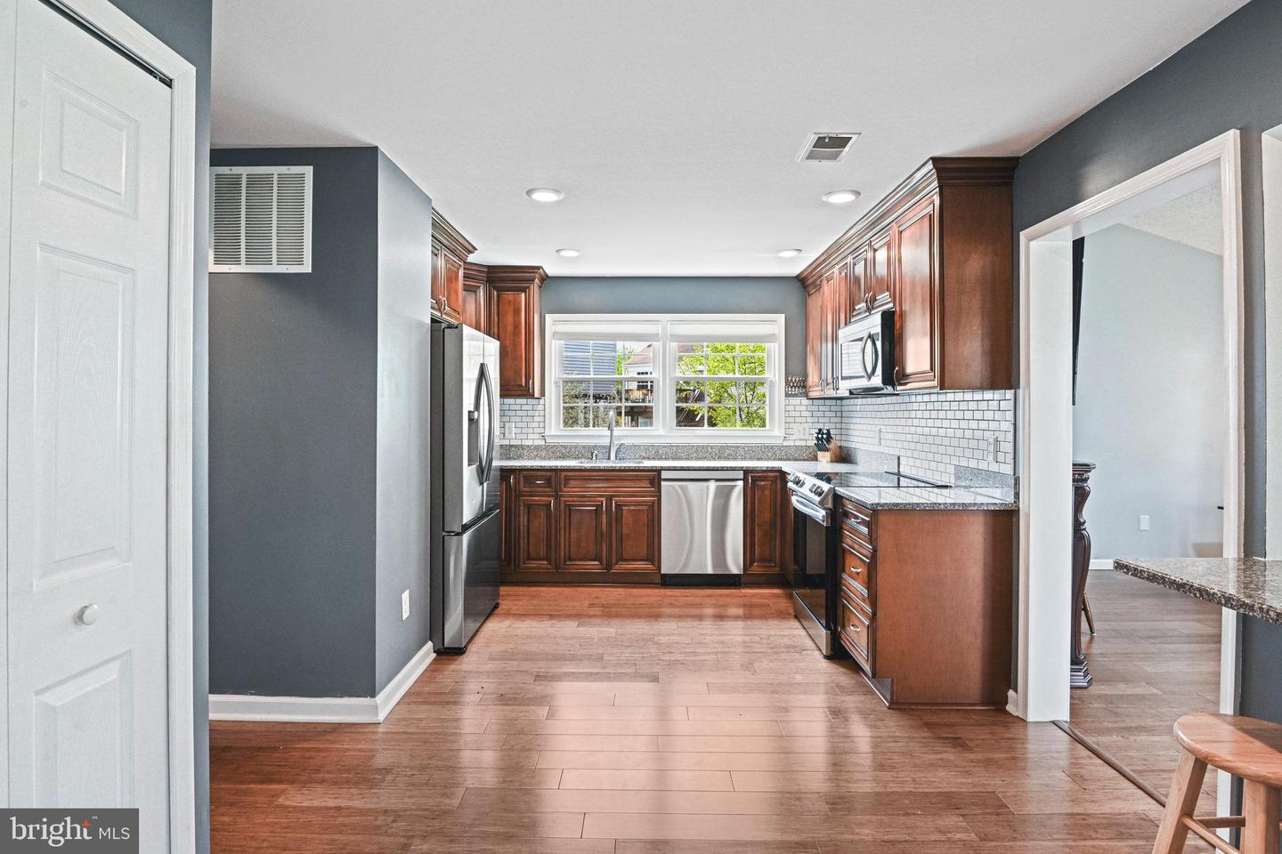 10 JEREMY CT, STERLING, Virginia 20165, 4 Bedrooms Bedrooms, ,3 BathroomsBathrooms,Residential,For sale,10 JEREMY CT,VALO2093484 MLS # VALO2093484