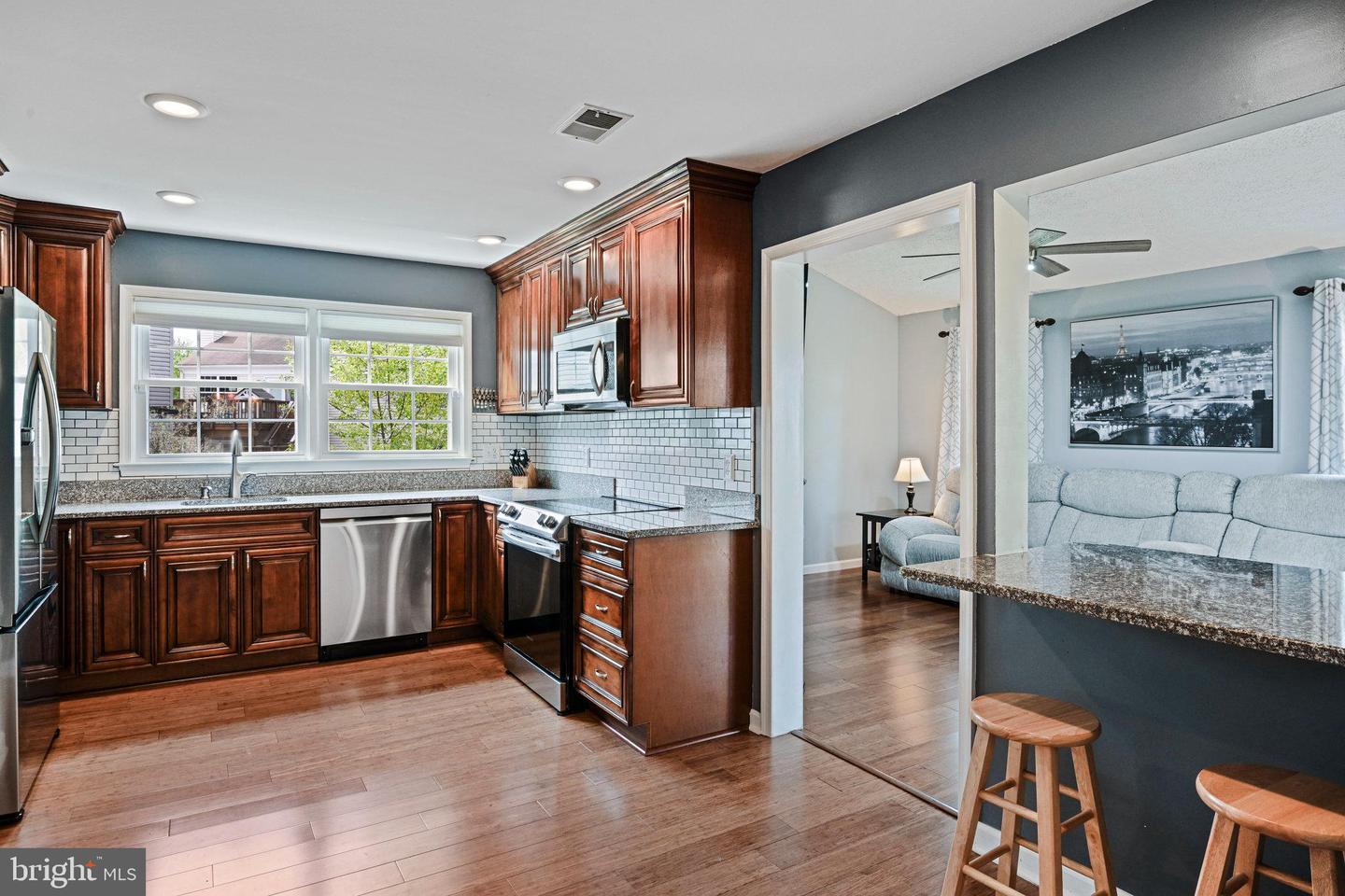 10 JEREMY CT, STERLING, Virginia 20165, 4 Bedrooms Bedrooms, ,3 BathroomsBathrooms,Residential,For sale,10 JEREMY CT,VALO2093484 MLS # VALO2093484