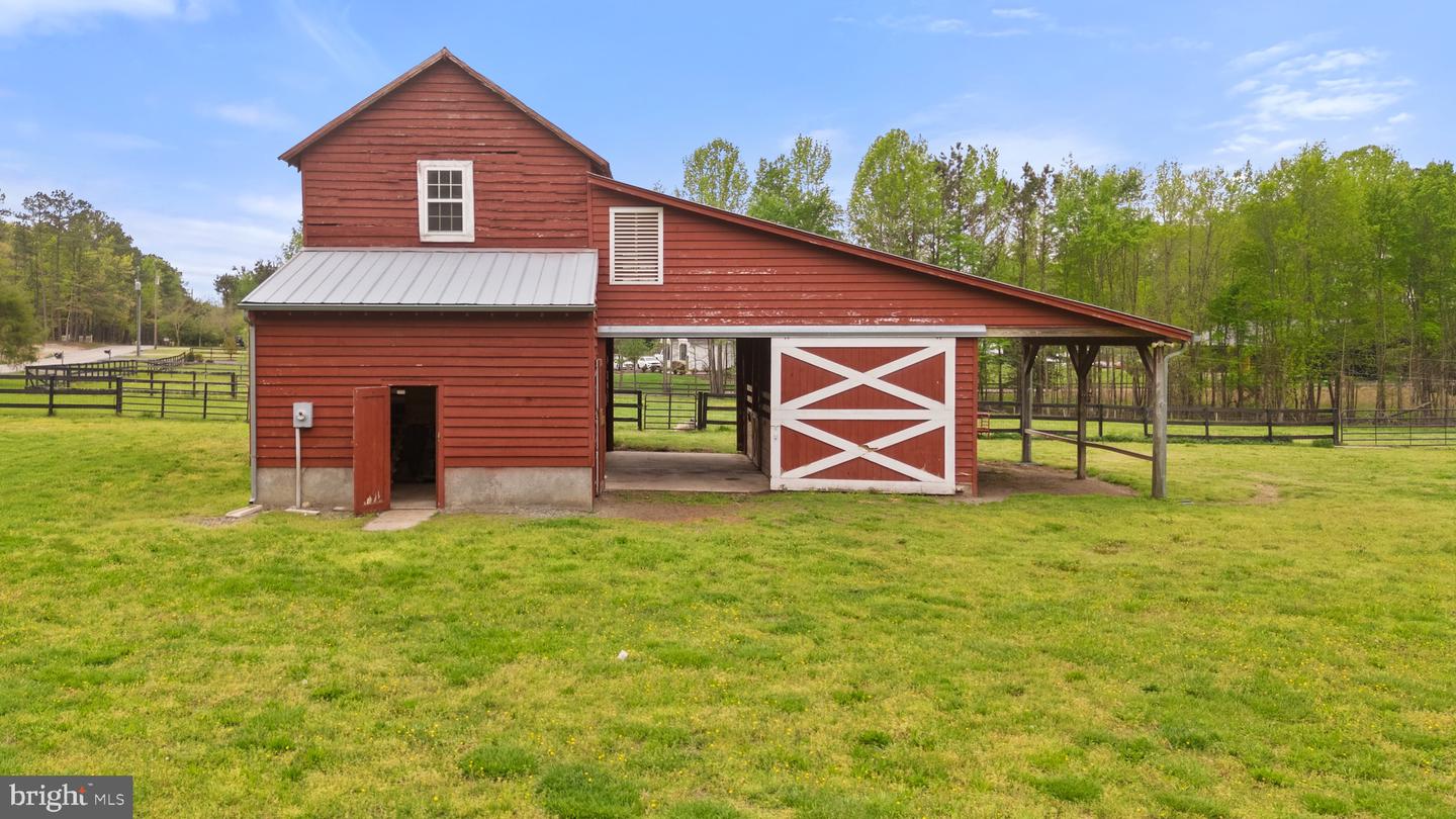 8500 BALDWIN CREEK RD, CHESTERFIELD, Virginia 23832, 6 Bedrooms Bedrooms, 14 Rooms Rooms,3 BathroomsBathrooms,Farm,For sale,8500 BALDWIN CREEK RD,VACF2001108 MLS # VACF2001108