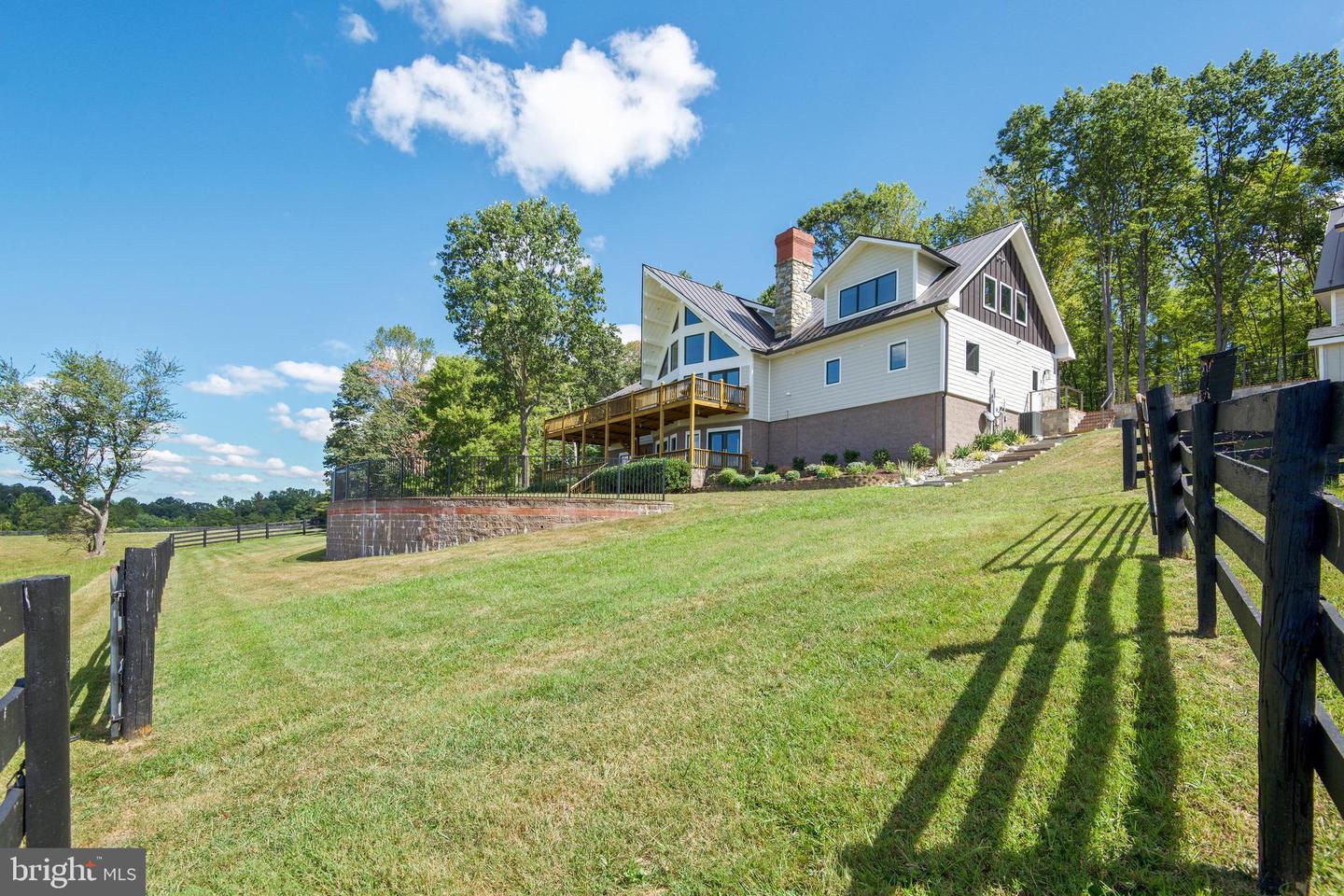 6760 WILSON RD, MARSHALL, Virginia 20115, 4 Bedrooms Bedrooms, ,3 BathroomsBathrooms,Farm,For sale,6760 WILSON RD,VAFQ2016350 MLS # VAFQ2016350