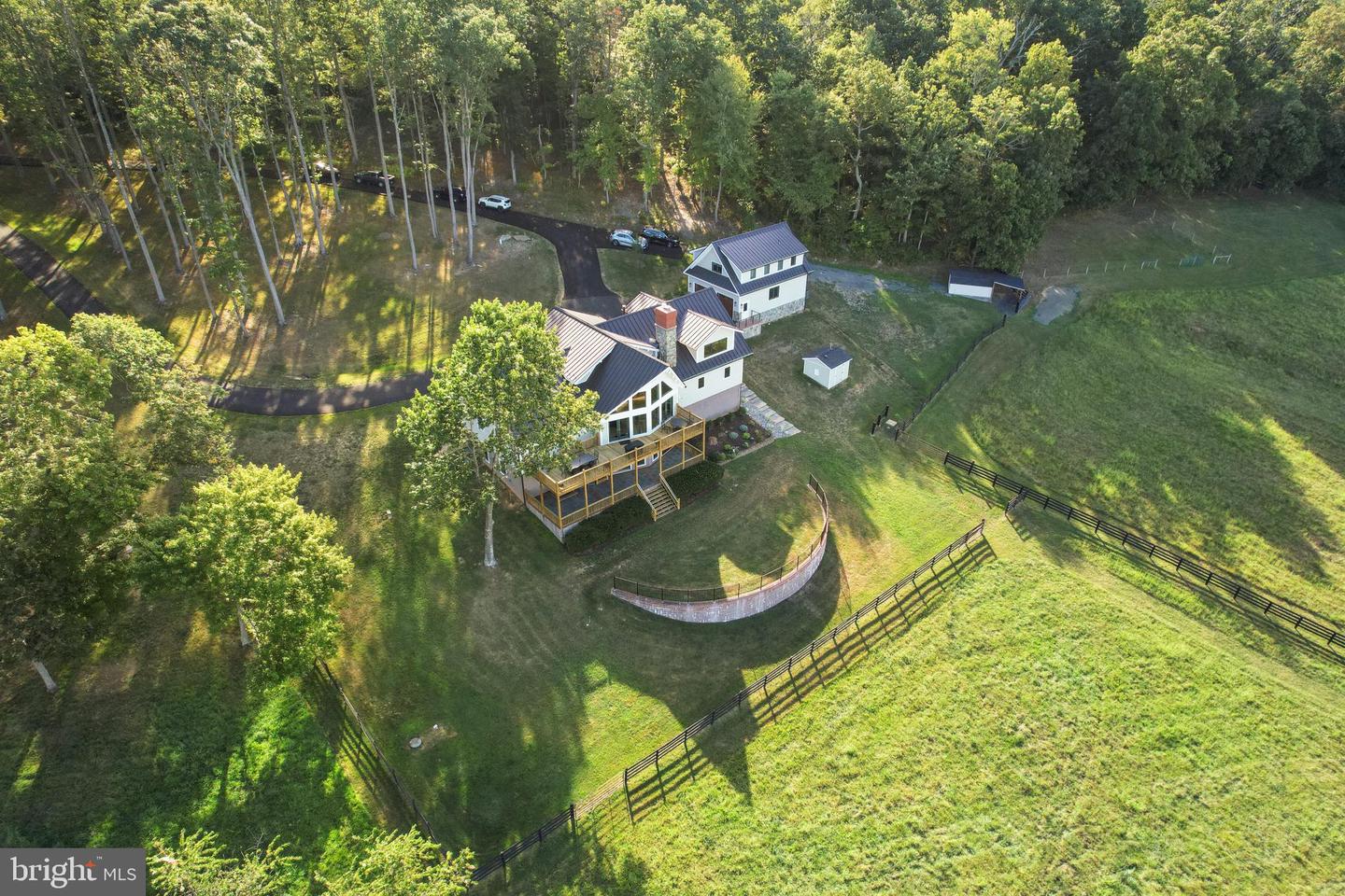6760 WILSON RD, MARSHALL, Virginia 20115, 4 Bedrooms Bedrooms, ,3 BathroomsBathrooms,Farm,For sale,6760 WILSON RD,VAFQ2016350 MLS # VAFQ2016350