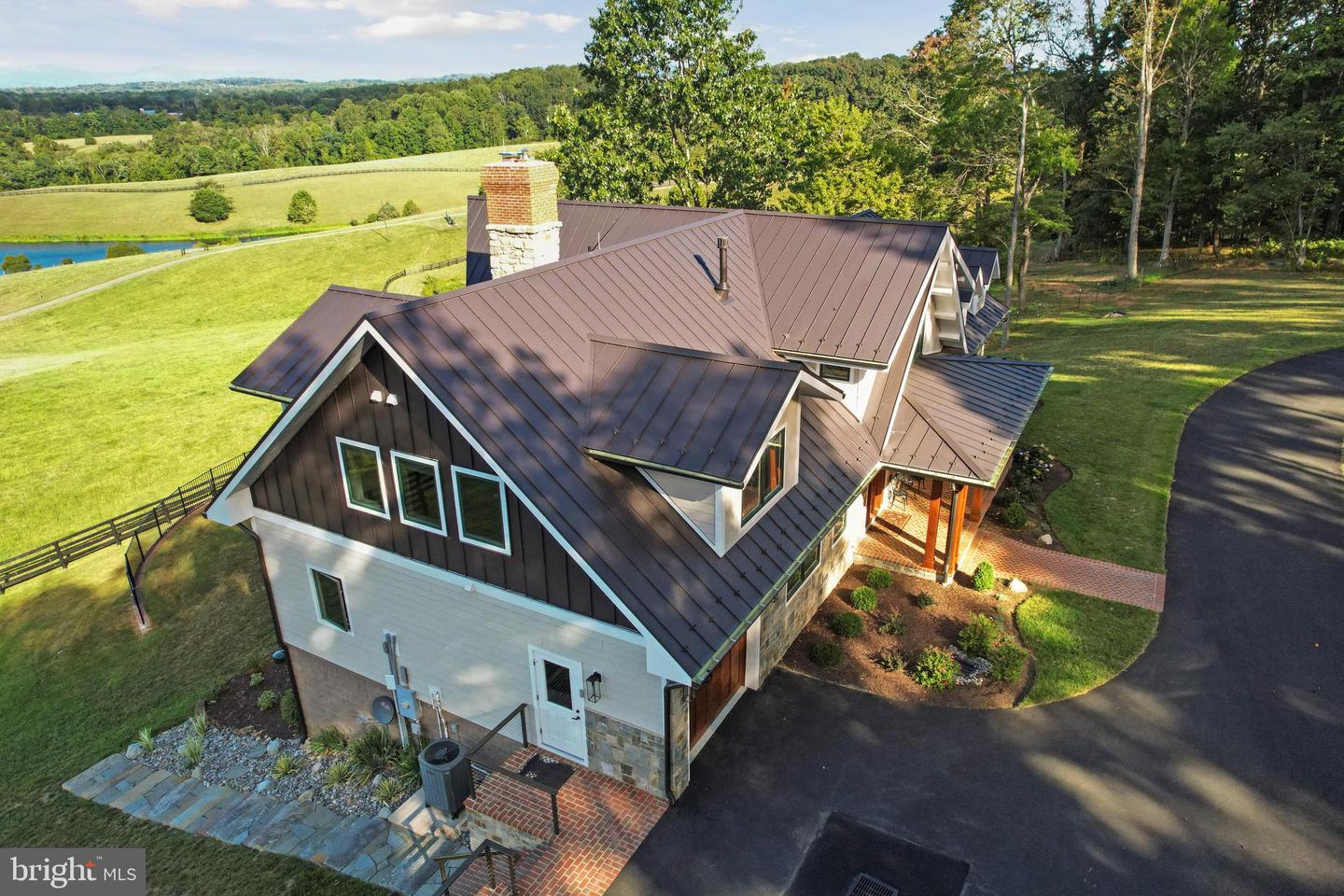 6760 WILSON RD, MARSHALL, Virginia 20115, 4 Bedrooms Bedrooms, ,3 BathroomsBathrooms,Farm,For sale,6760 WILSON RD,VAFQ2016350 MLS # VAFQ2016350
