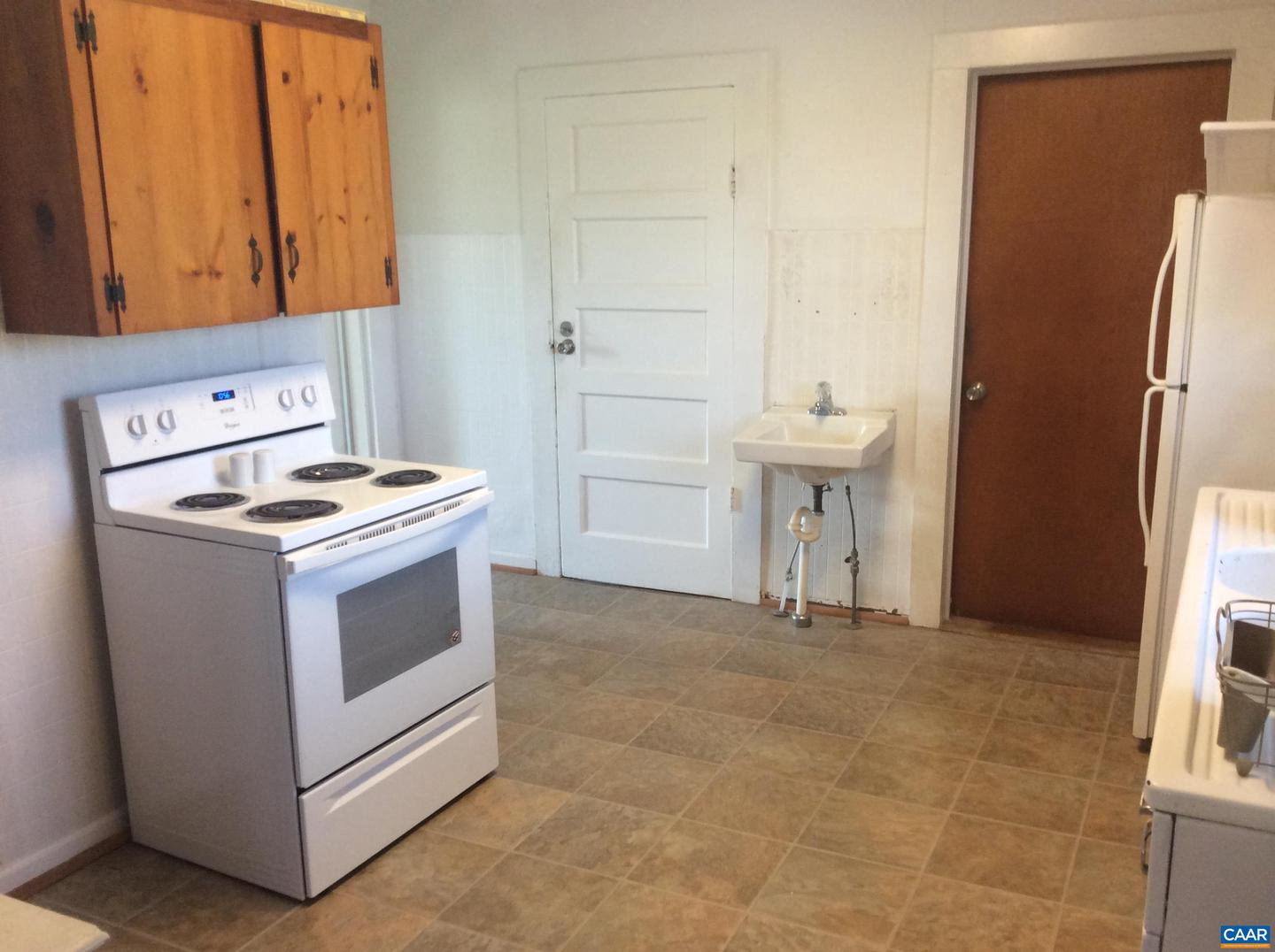 2987 PAYNES POND RD, SCOTTSVILLE, Virginia 24590, 4 Bedrooms Bedrooms, ,1 BathroomBathrooms,Farm,For sale,2987 PAYNES POND RD,663954 MLS # 663954