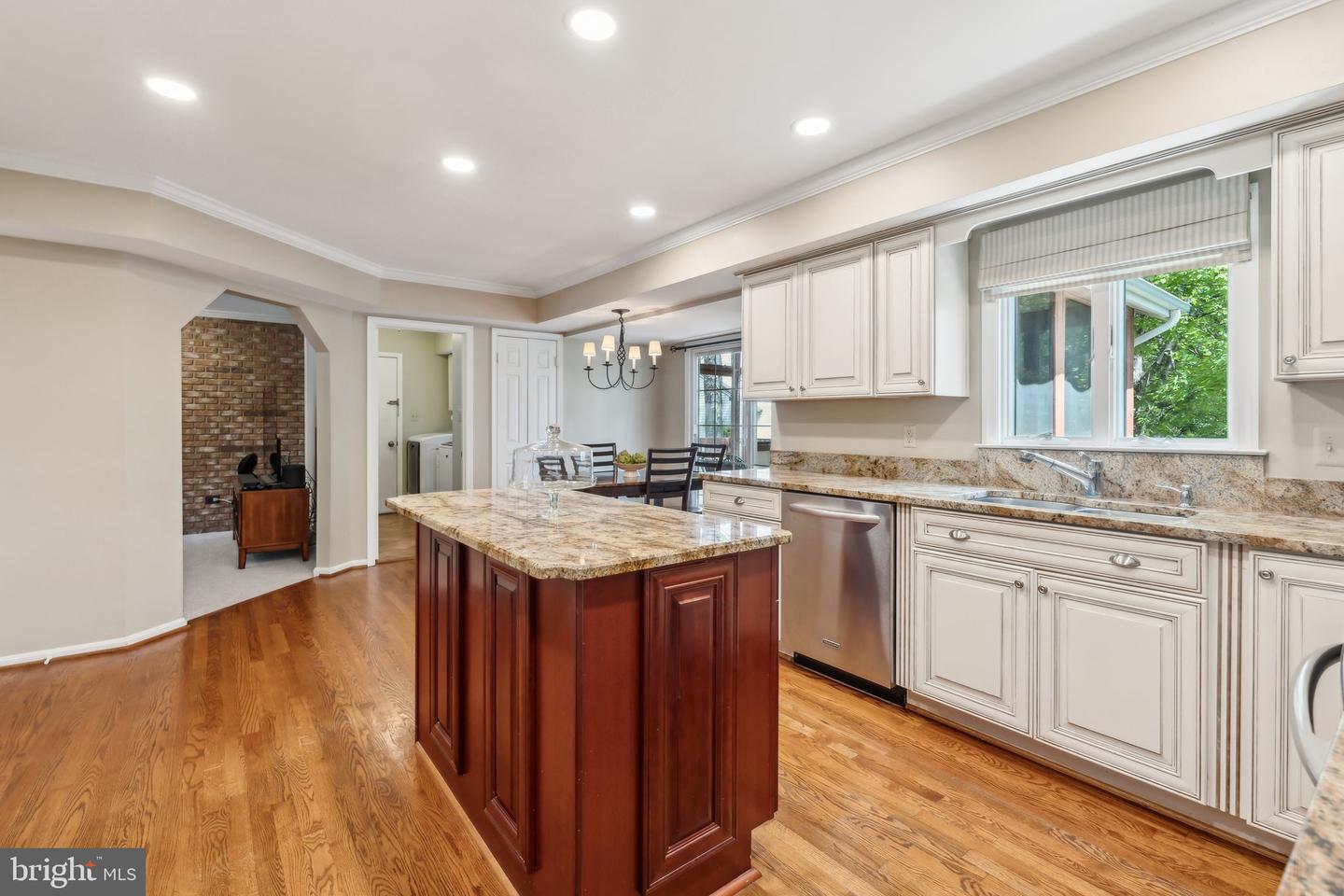 15459 MEHERRIN DR, CENTREVILLE, Virginia 20120, 5 Bedrooms Bedrooms, ,3 BathroomsBathrooms,Residential,For sale,15459 MEHERRIN DR,VAFX2233268 MLS # VAFX2233268