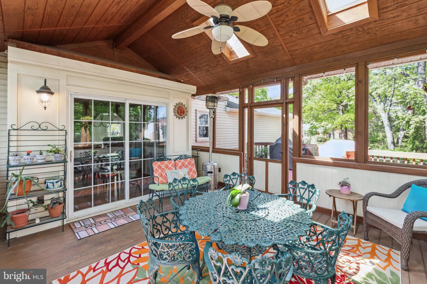 15459 MEHERRIN DR, CENTREVILLE, Virginia 20120, 5 Bedrooms Bedrooms, ,3 BathroomsBathrooms,Residential,For sale,15459 MEHERRIN DR,VAFX2233268 MLS # VAFX2233268