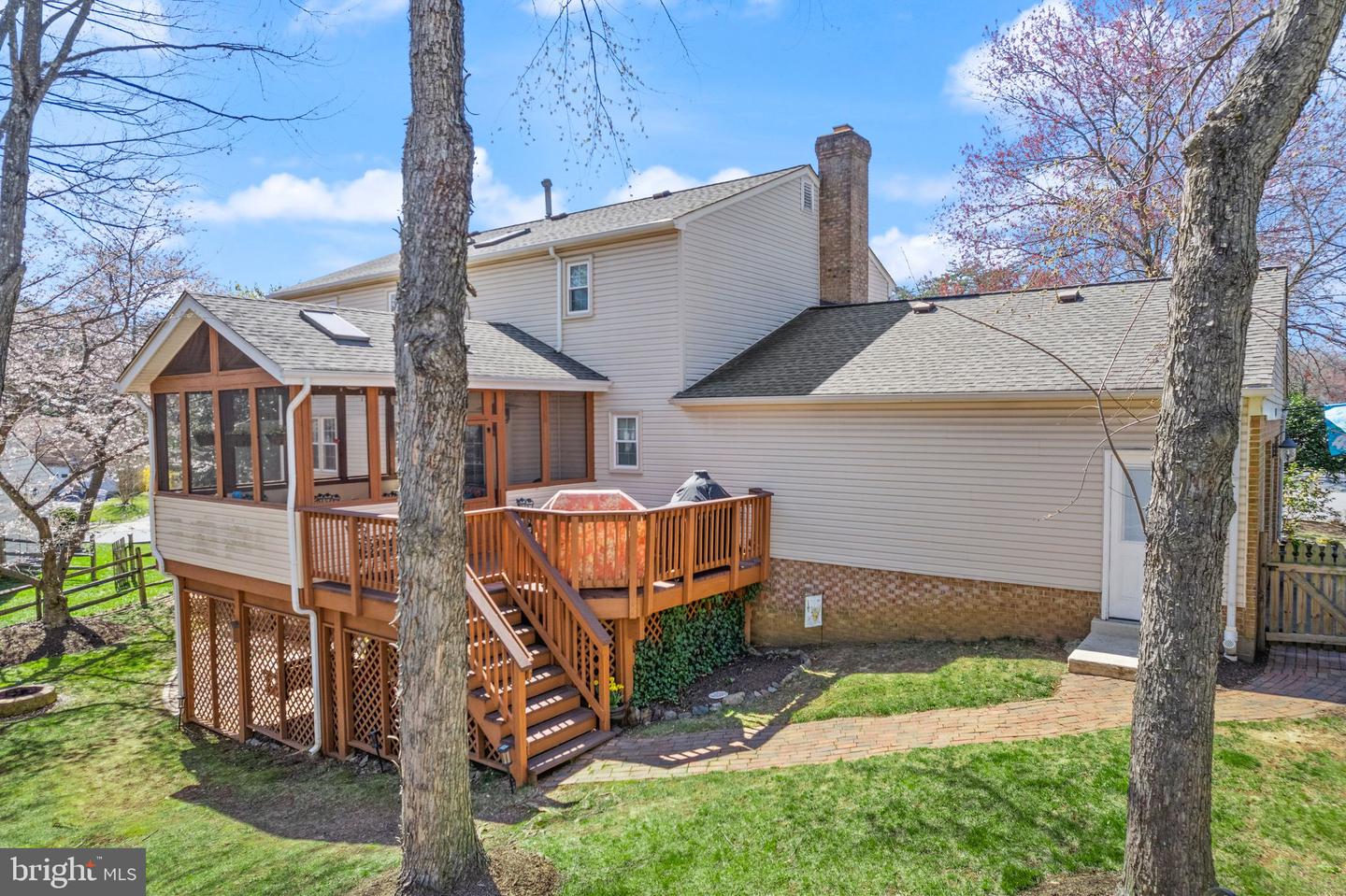 15459 MEHERRIN DR, CENTREVILLE, Virginia 20120, 5 Bedrooms Bedrooms, ,3 BathroomsBathrooms,Residential,For sale,15459 MEHERRIN DR,VAFX2233268 MLS # VAFX2233268