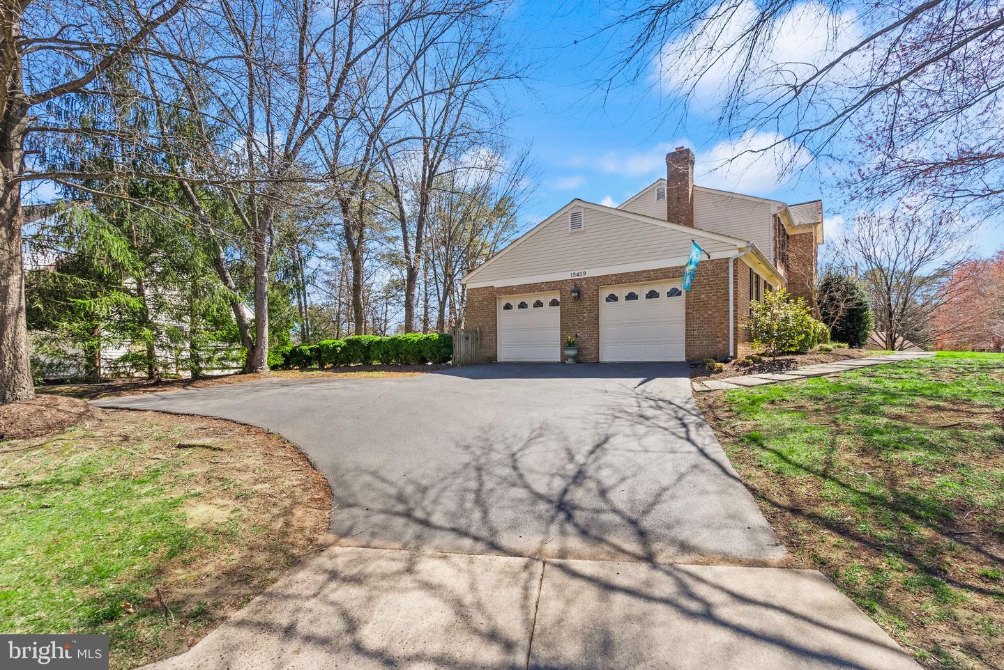 15459 MEHERRIN DR, CENTREVILLE, Virginia 20120, 5 Bedrooms Bedrooms, ,3 BathroomsBathrooms,Residential,For sale,15459 MEHERRIN DR,VAFX2233268 MLS # VAFX2233268