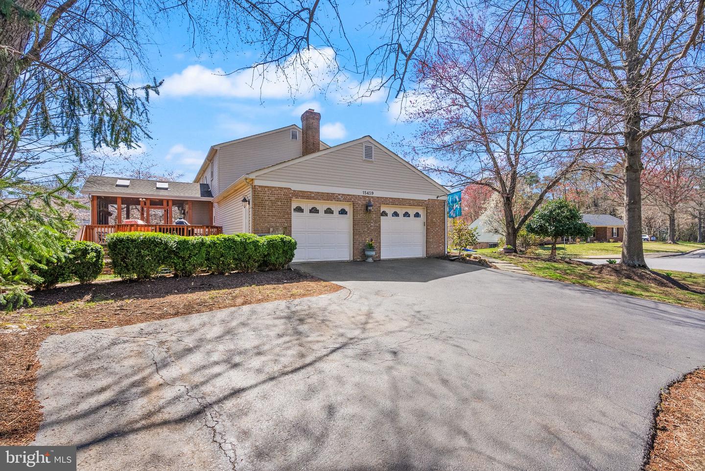 15459 MEHERRIN DR, CENTREVILLE, Virginia 20120, 5 Bedrooms Bedrooms, ,3 BathroomsBathrooms,Residential,For sale,15459 MEHERRIN DR,VAFX2233268 MLS # VAFX2233268
