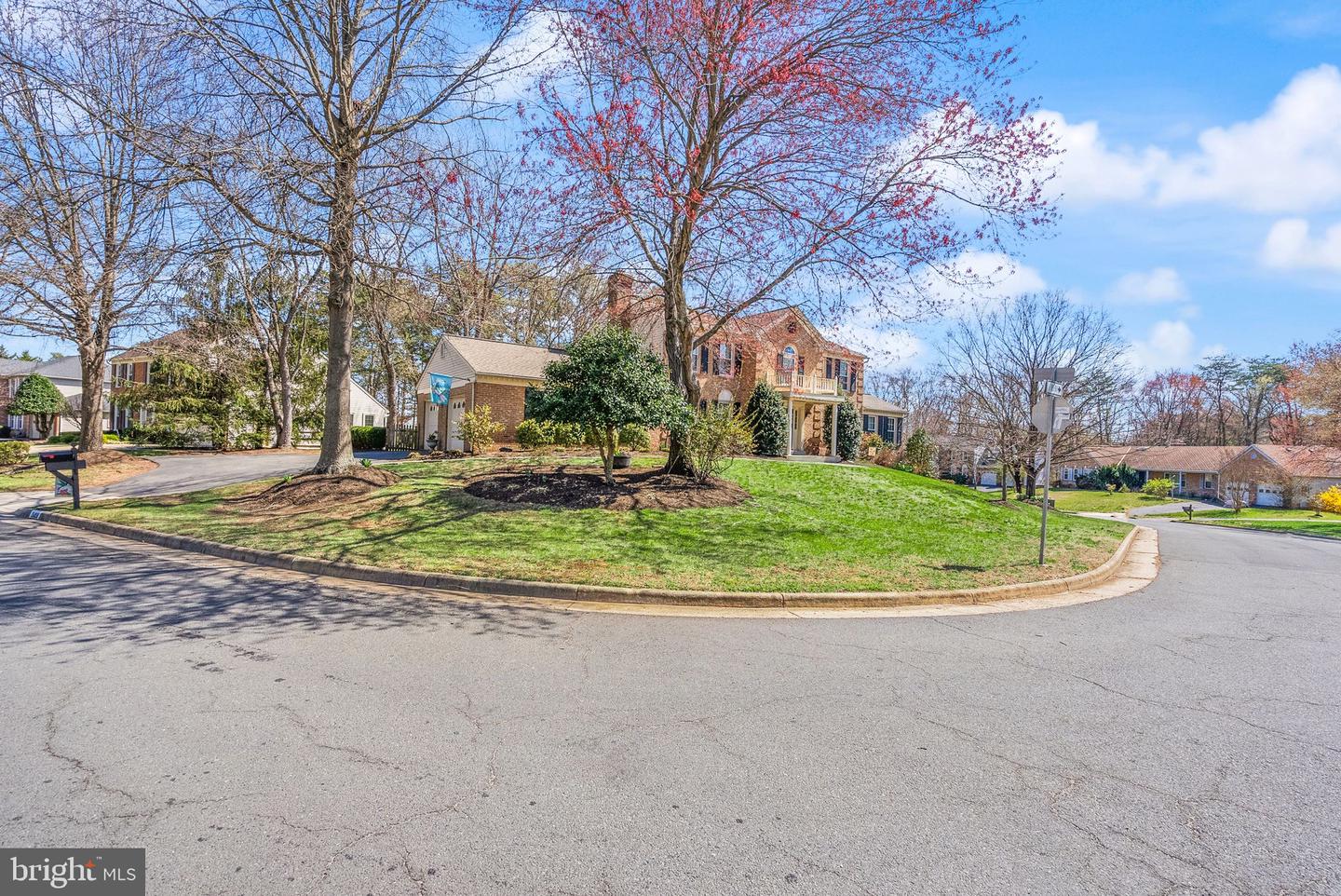 15459 MEHERRIN DR, CENTREVILLE, Virginia 20120, 5 Bedrooms Bedrooms, ,3 BathroomsBathrooms,Residential,For sale,15459 MEHERRIN DR,VAFX2233268 MLS # VAFX2233268