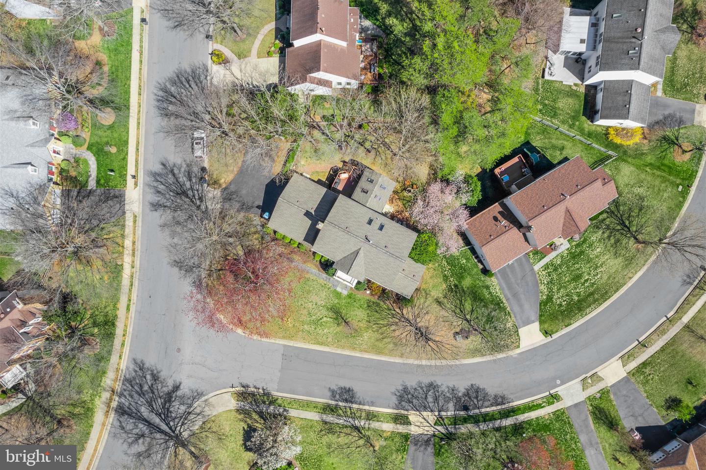 15459 MEHERRIN DR, CENTREVILLE, Virginia 20120, 5 Bedrooms Bedrooms, ,3 BathroomsBathrooms,Residential,For sale,15459 MEHERRIN DR,VAFX2233268 MLS # VAFX2233268