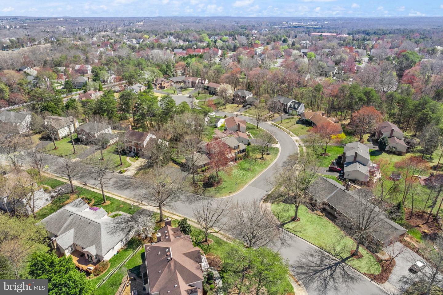 15459 MEHERRIN DR, CENTREVILLE, Virginia 20120, 5 Bedrooms Bedrooms, ,3 BathroomsBathrooms,Residential,For sale,15459 MEHERRIN DR,VAFX2233268 MLS # VAFX2233268