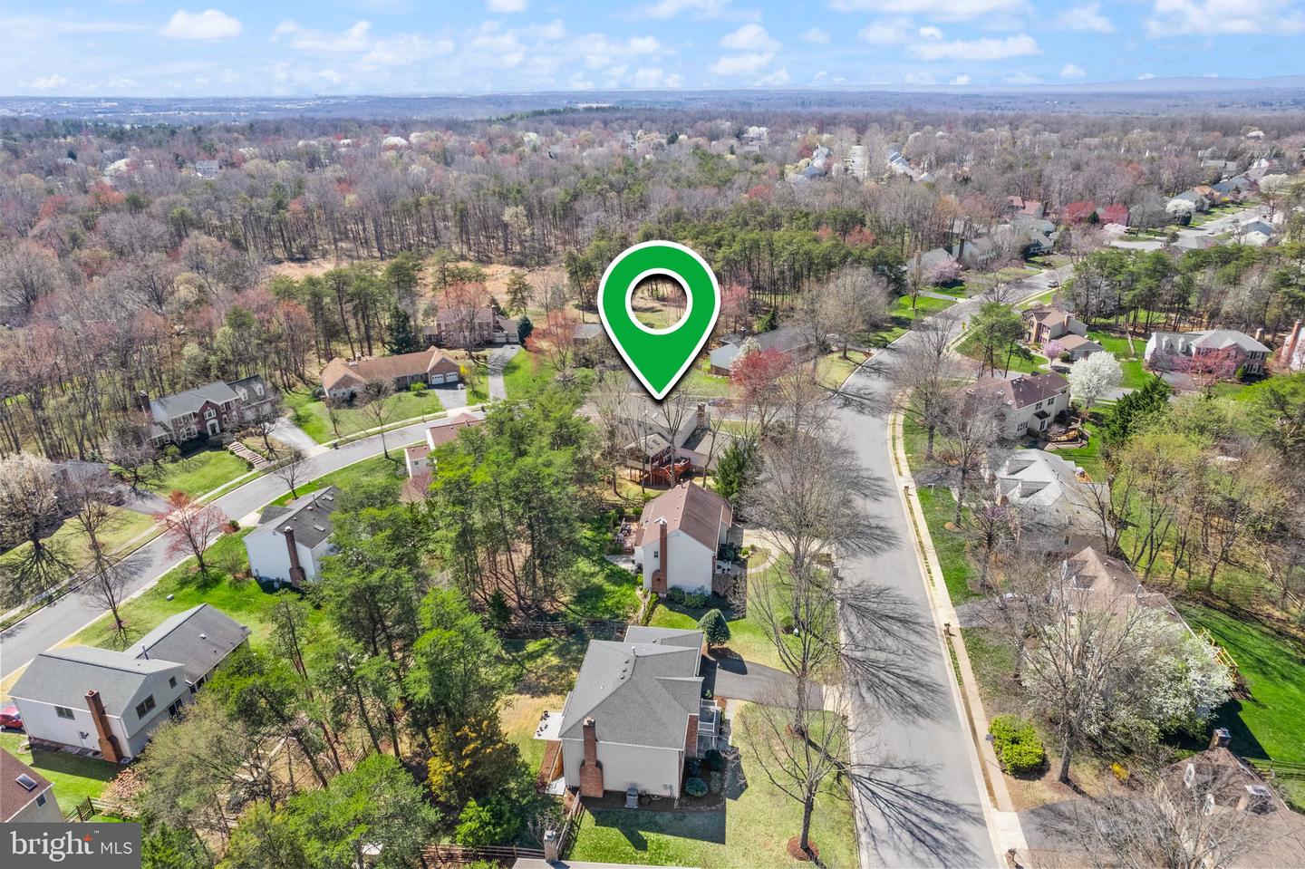 15459 MEHERRIN DR, CENTREVILLE, Virginia 20120, 5 Bedrooms Bedrooms, ,3 BathroomsBathrooms,Residential,For sale,15459 MEHERRIN DR,VAFX2233268 MLS # VAFX2233268