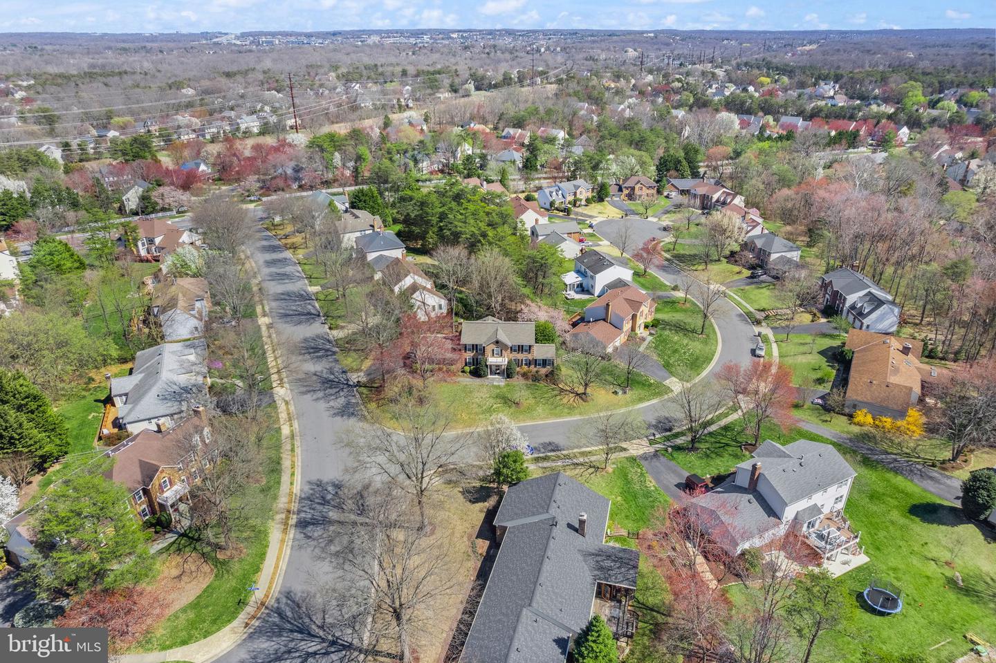 15459 MEHERRIN DR, CENTREVILLE, Virginia 20120, 5 Bedrooms Bedrooms, ,3 BathroomsBathrooms,Residential,For sale,15459 MEHERRIN DR,VAFX2233268 MLS # VAFX2233268