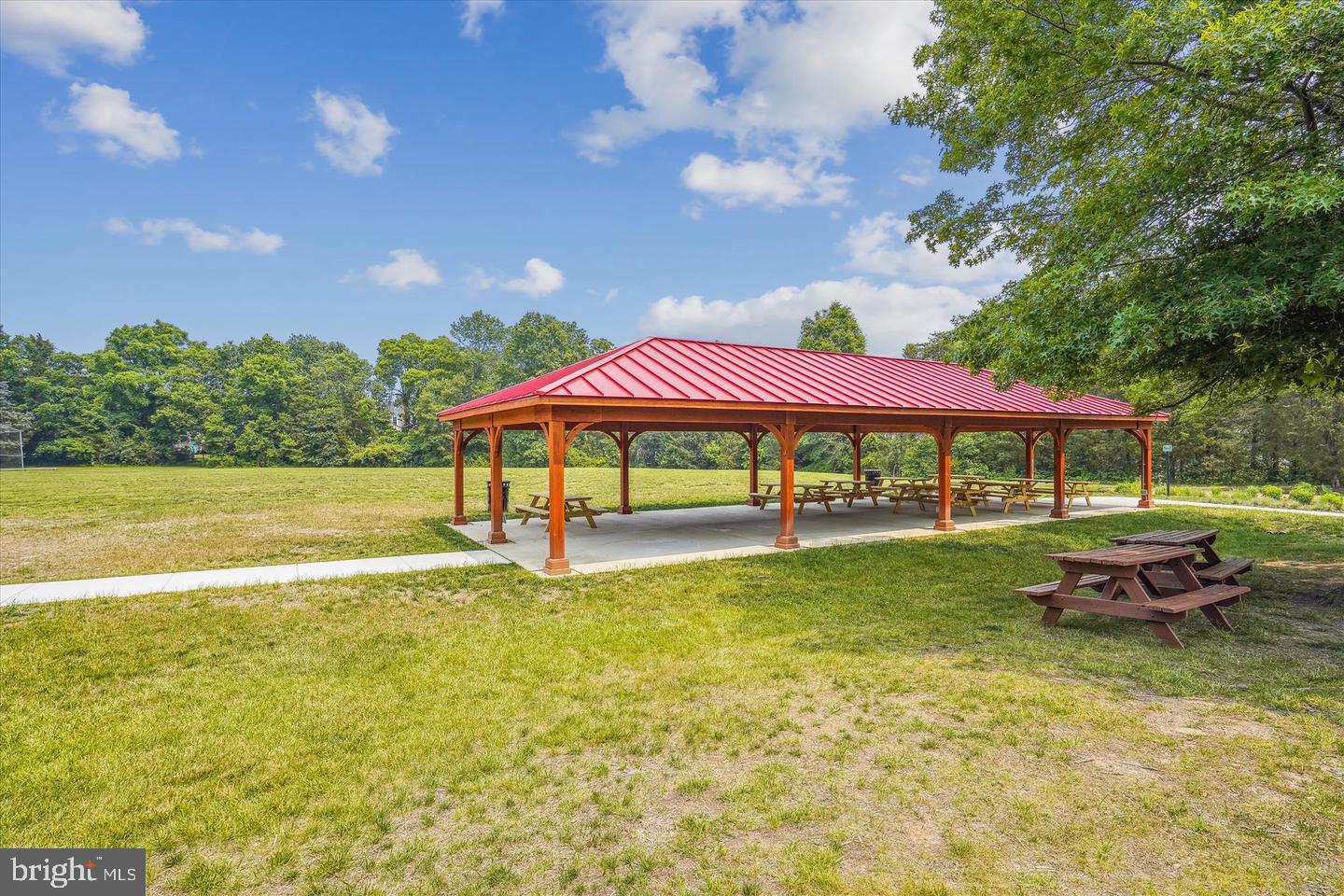 15459 MEHERRIN DR, CENTREVILLE, Virginia 20120, 5 Bedrooms Bedrooms, ,3 BathroomsBathrooms,Residential,For sale,15459 MEHERRIN DR,VAFX2233268 MLS # VAFX2233268