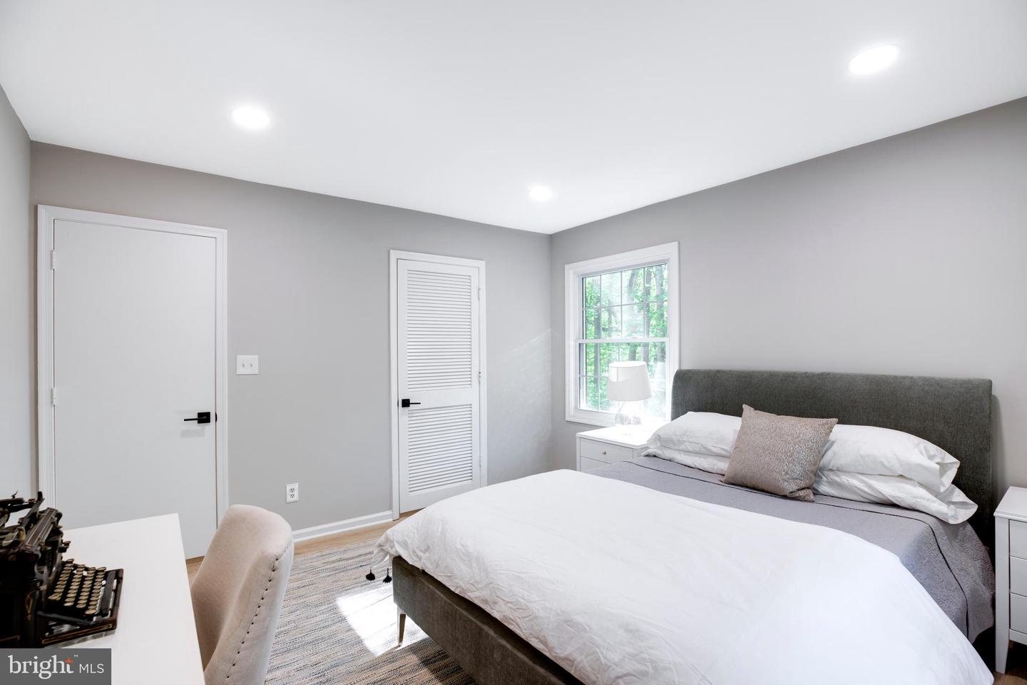 5901-F KINGSFORD RD #440, SPRINGFIELD, Virginia 22152, 3 Bedrooms Bedrooms, ,2 BathroomsBathrooms,Residential,For sale,5901-F KINGSFORD RD #440,VAFX2233270 MLS # VAFX2233270