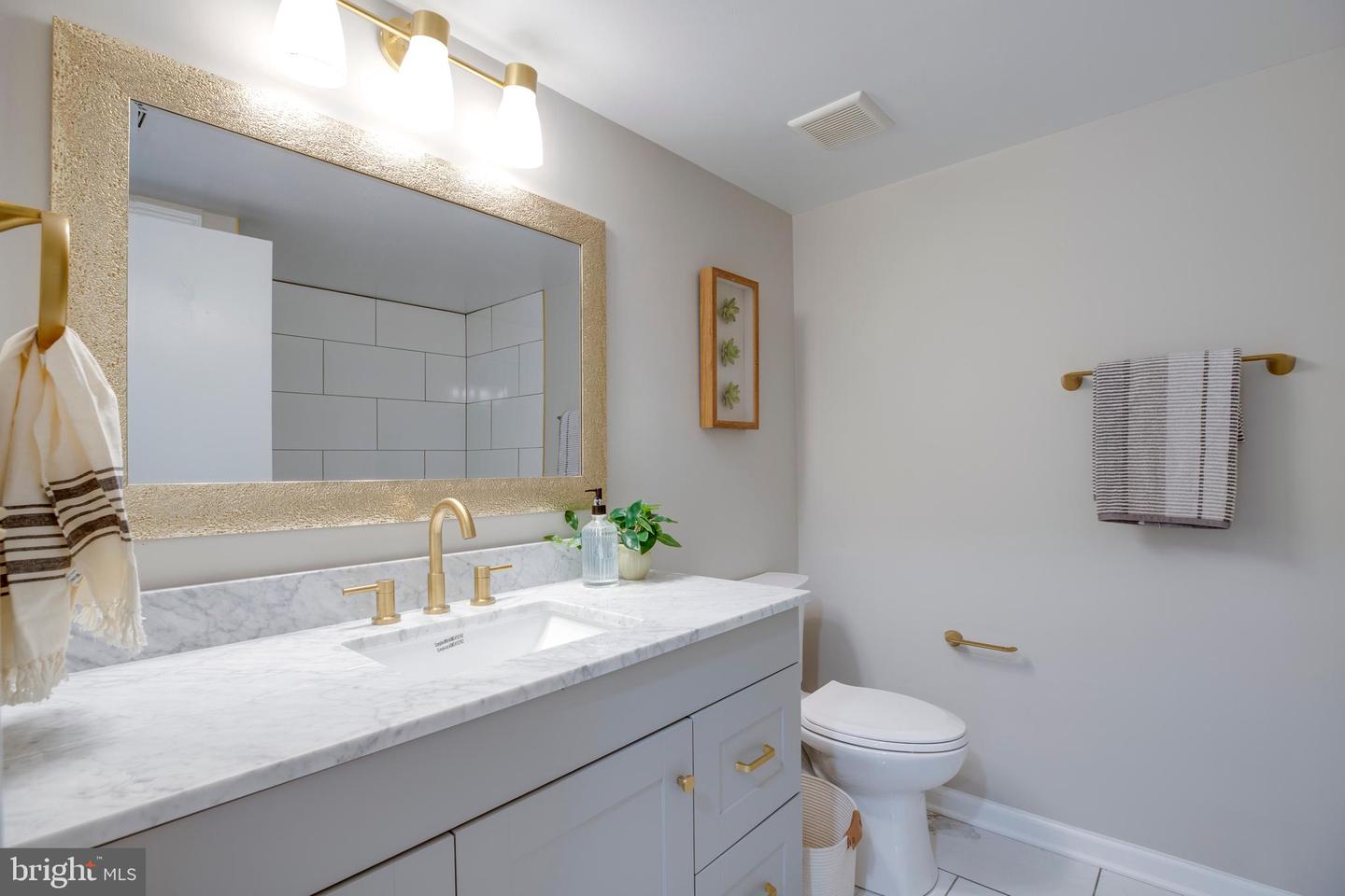 5901-F KINGSFORD RD #440, SPRINGFIELD, Virginia 22152, 3 Bedrooms Bedrooms, ,2 BathroomsBathrooms,Residential,For sale,5901-F KINGSFORD RD #440,VAFX2233270 MLS # VAFX2233270