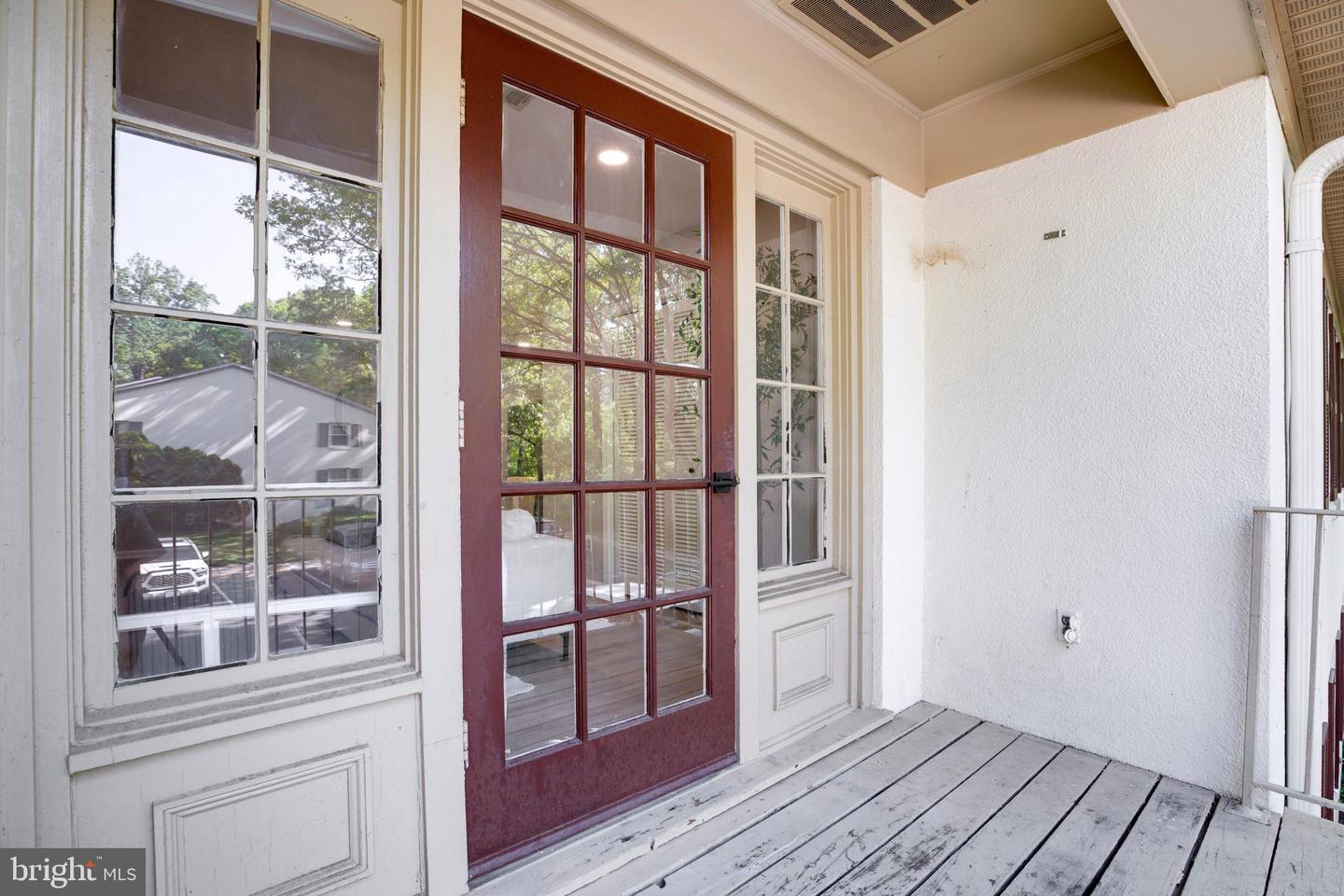 5901-F KINGSFORD RD #440, SPRINGFIELD, Virginia 22152, 3 Bedrooms Bedrooms, ,2 BathroomsBathrooms,Residential,For sale,5901-F KINGSFORD RD #440,VAFX2233270 MLS # VAFX2233270