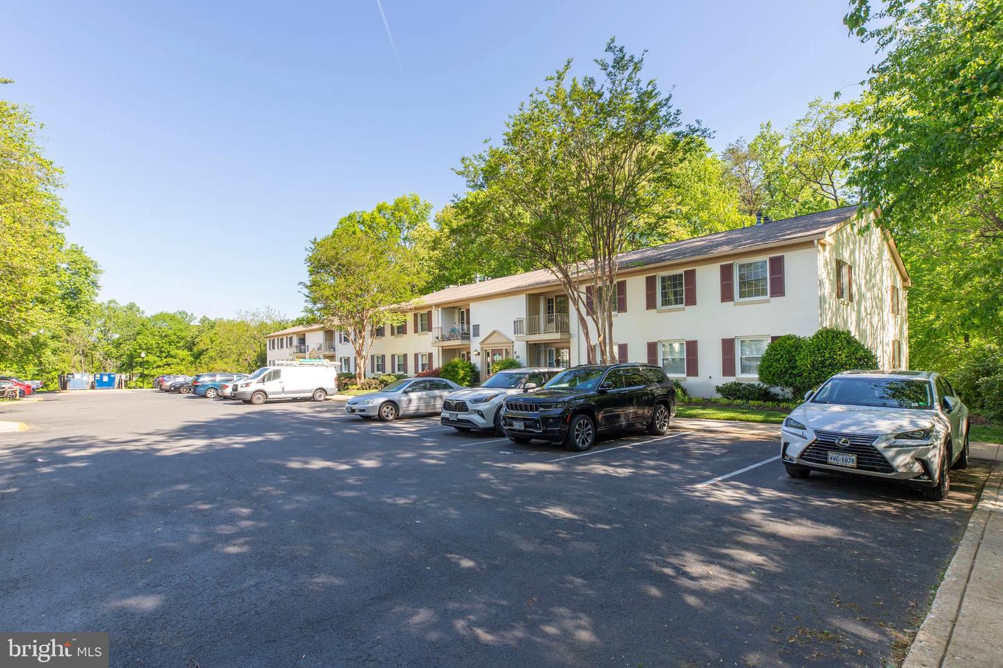 5901-F KINGSFORD RD #440, SPRINGFIELD, Virginia 22152, 3 Bedrooms Bedrooms, ,2 BathroomsBathrooms,Residential,For sale,5901-F KINGSFORD RD #440,VAFX2233270 MLS # VAFX2233270