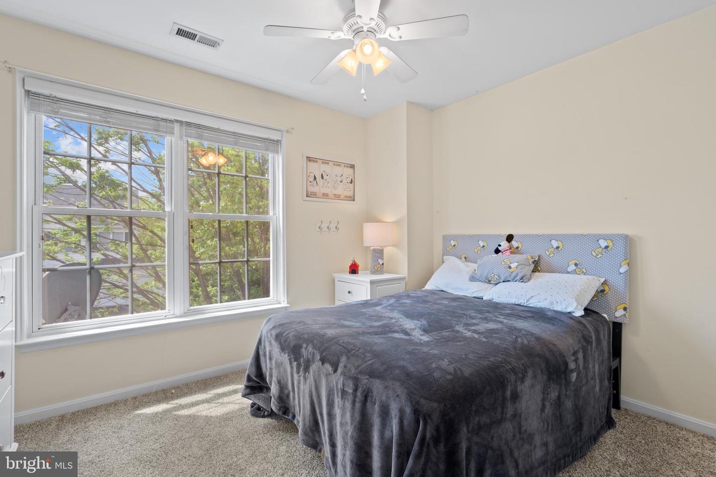 15008 SENECA KNOLL WAY, HAYMARKET, Virginia 20169, 4 Bedrooms Bedrooms, ,3 BathroomsBathrooms,Residential,For sale,15008 SENECA KNOLL WAY,VAPW2091694 MLS # VAPW2091694